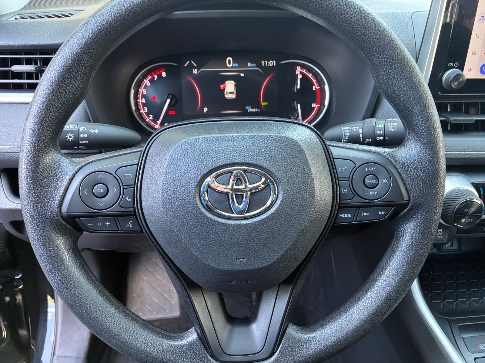 Thumbnail: 2025 Toyota RAV4 - 5