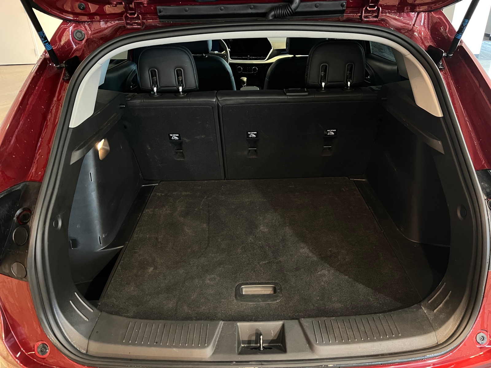 Thumbnail: 2025 Chevrolet Trax - 6