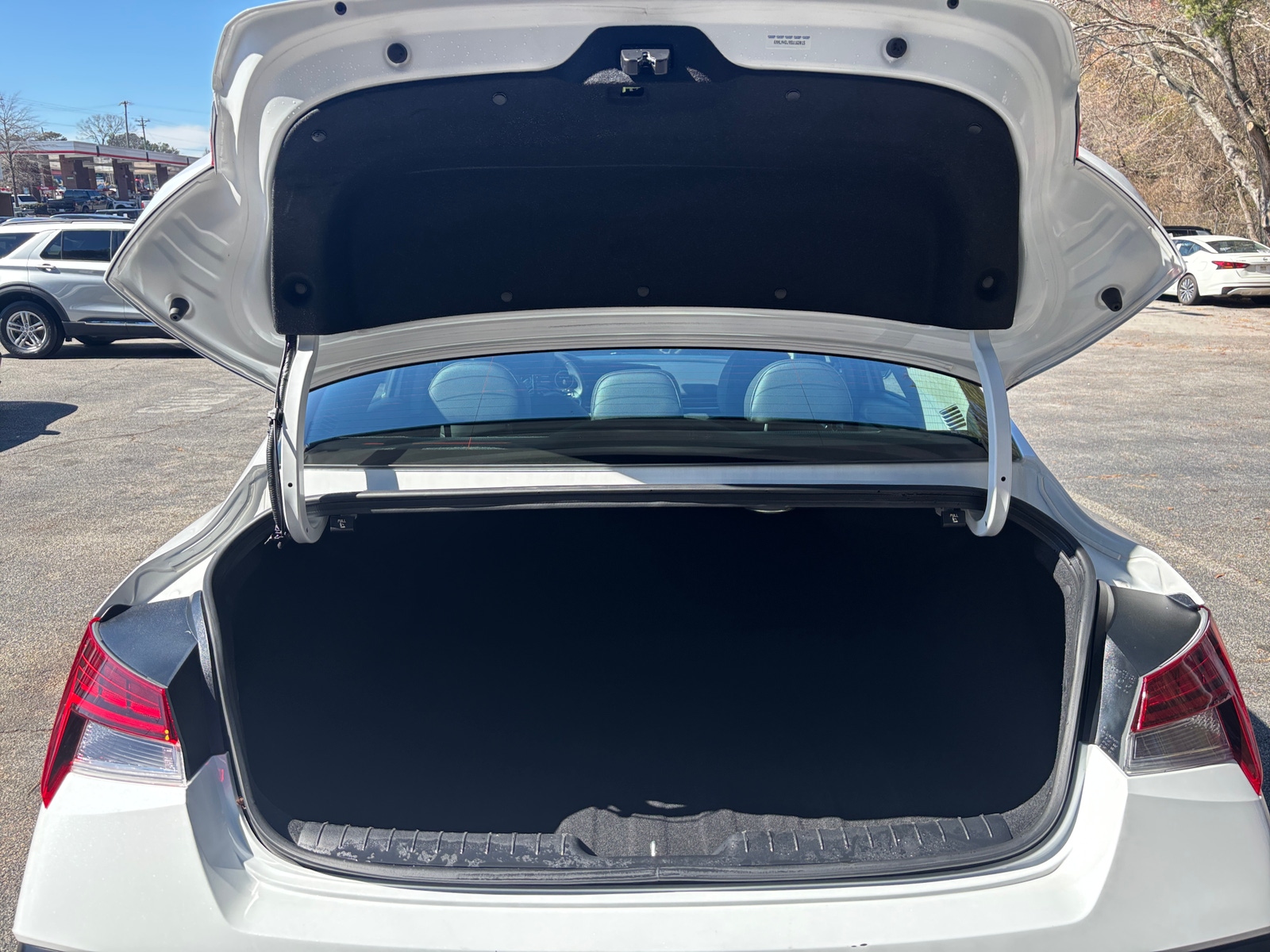 Thumbnail: 2025 Hyundai Elantra - 6