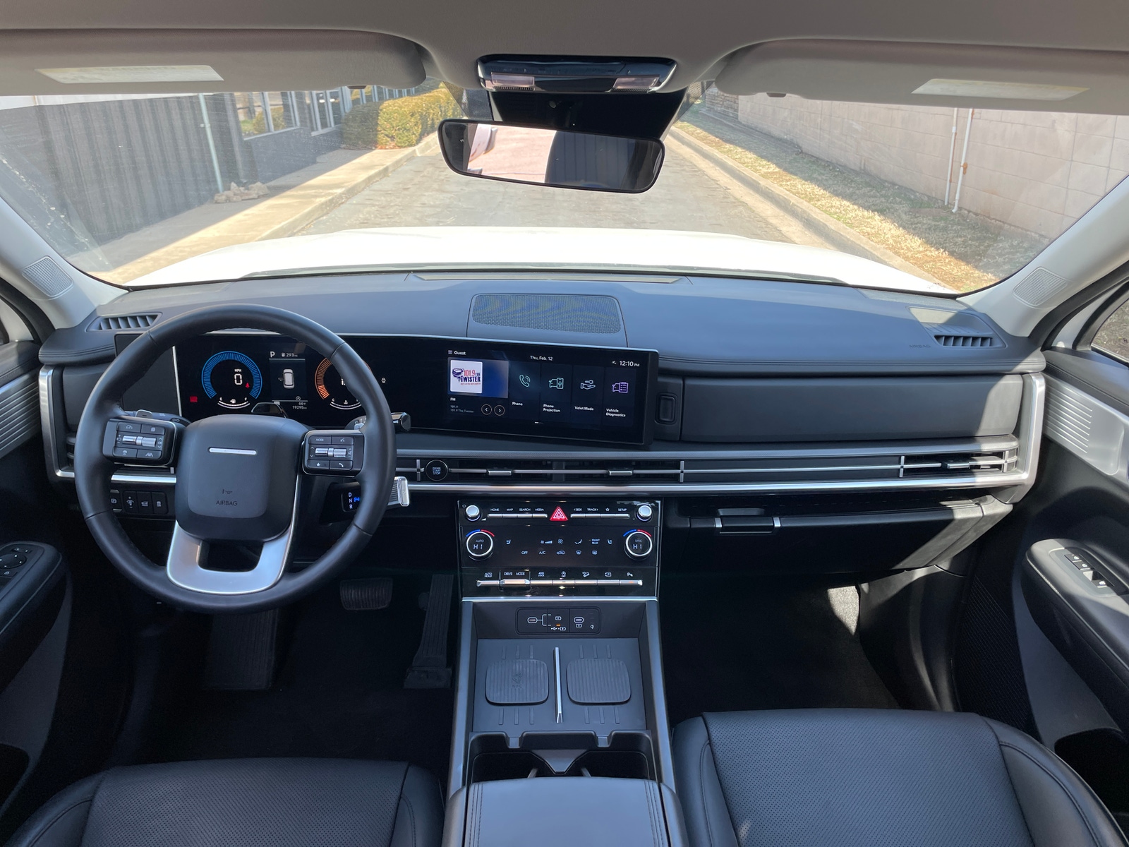 Thumbnail: 2025 Hyundai Santa Fe - 3