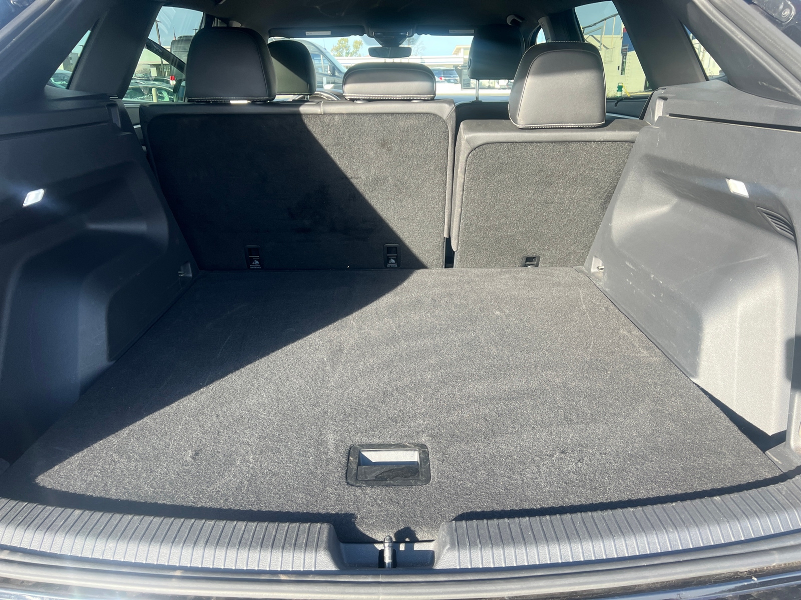 Thumbnail: 2025 Volkswagen Atlas - 6