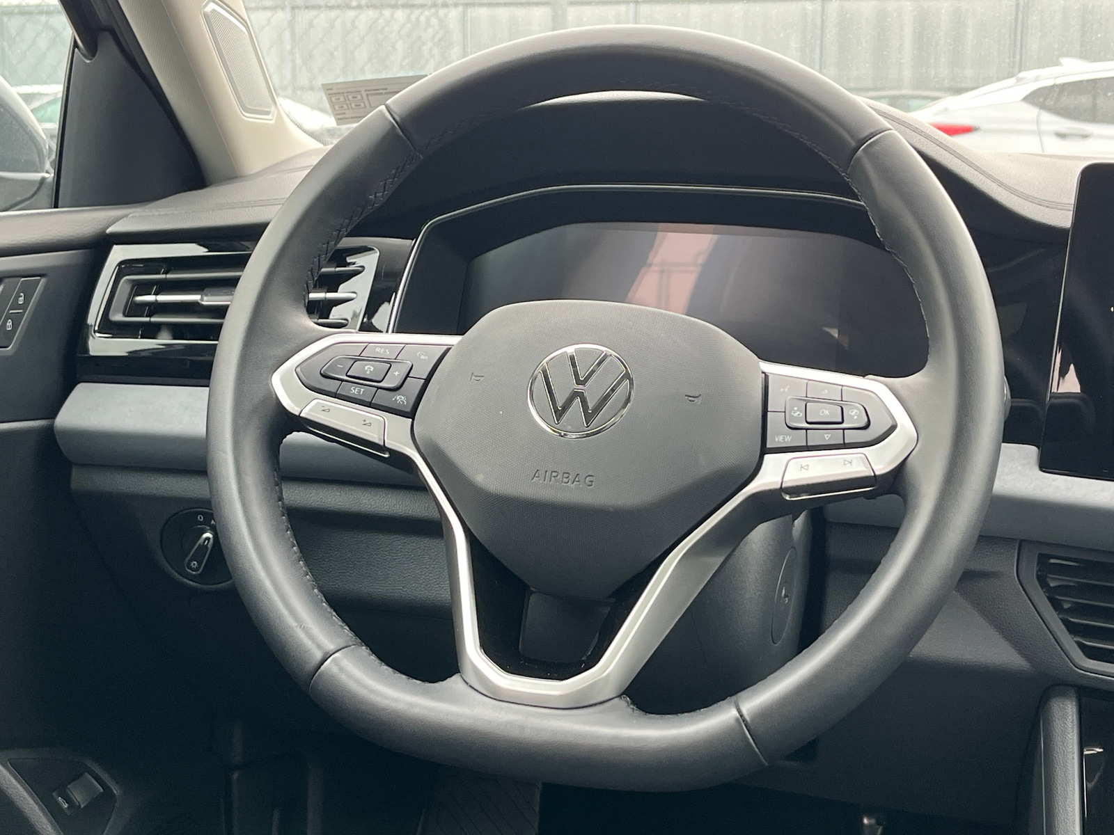 Thumbnail: 2025 Volkswagen Jetta - 4