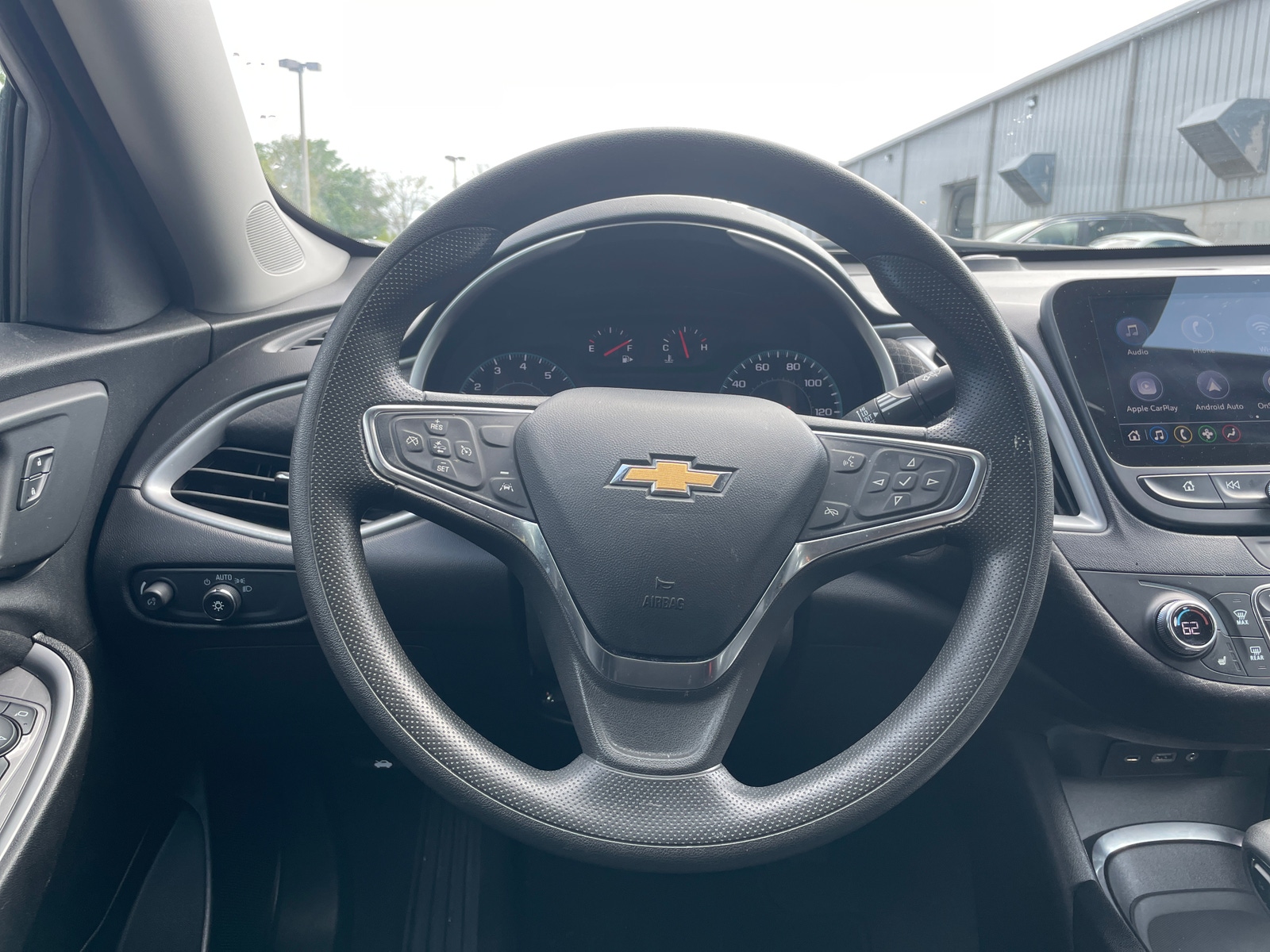 Thumbnail: 2024 Chevrolet Malibu - 4