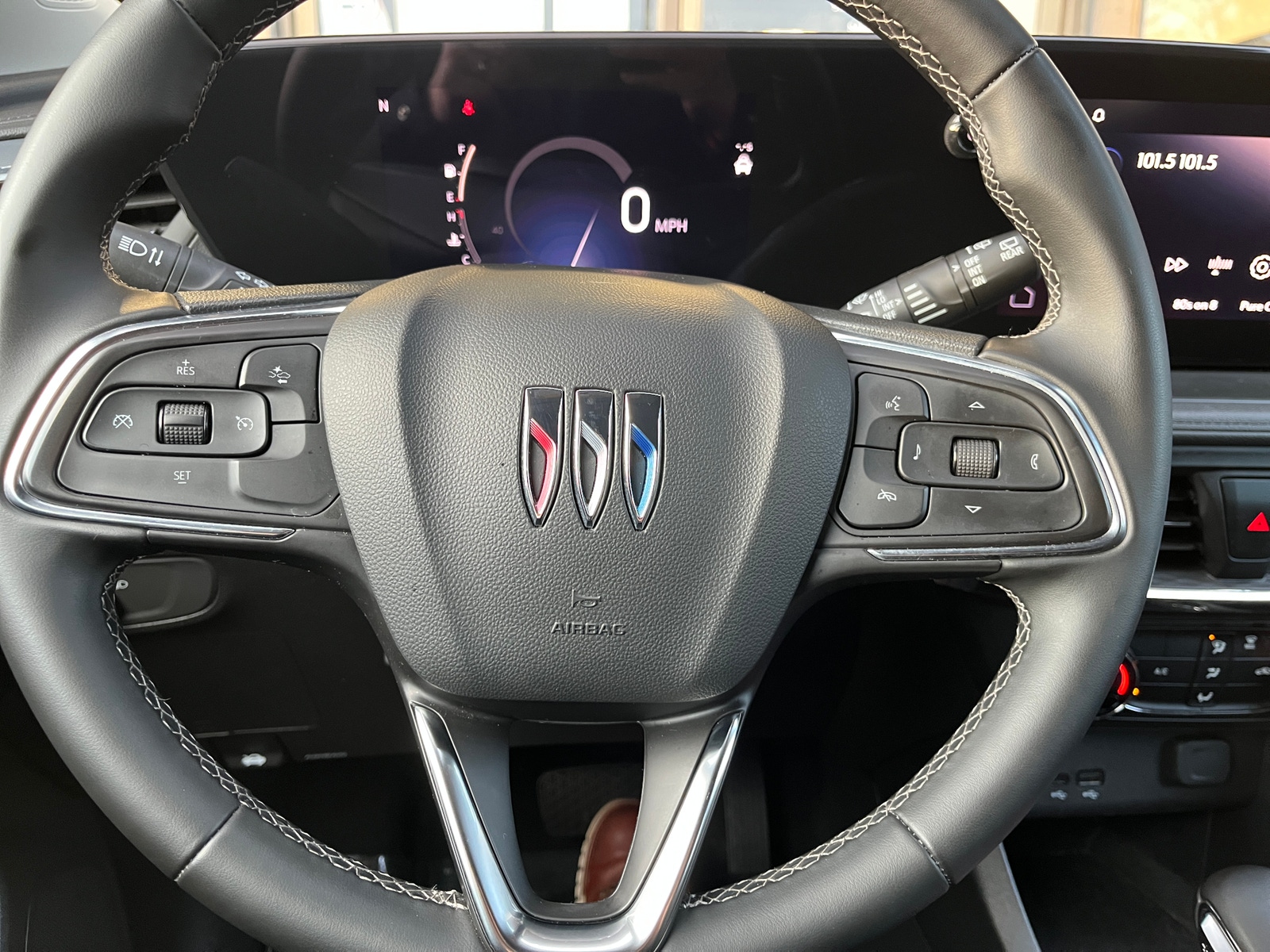 Thumbnail: 2025 Buick Encore GX - 5