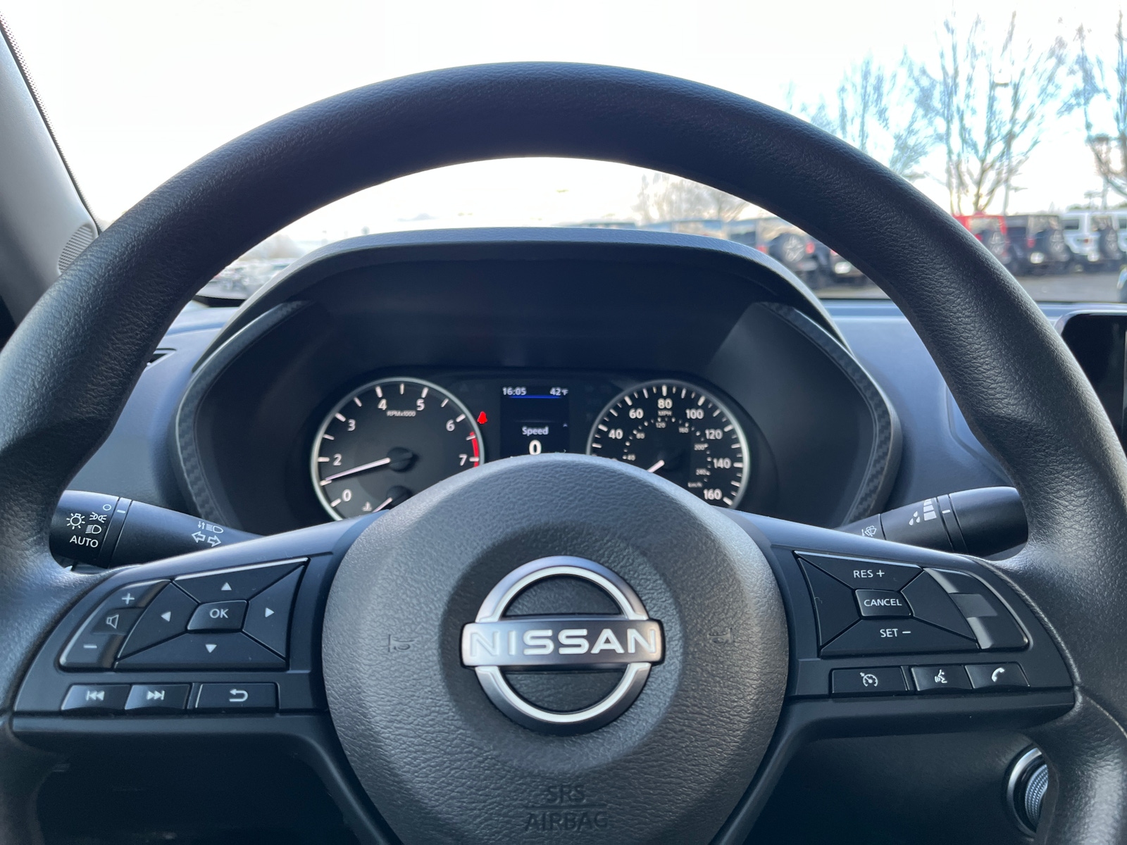 Thumbnail: 2025 Nissan Sentra - 5