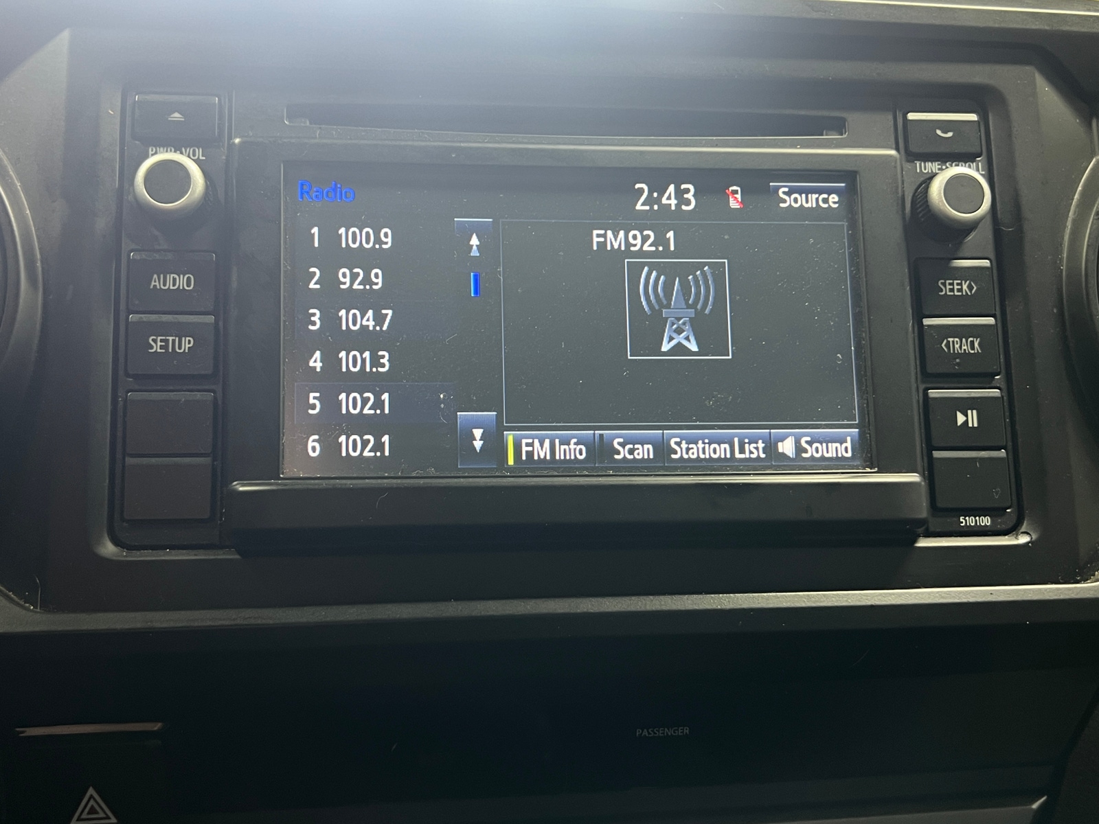 Thumbnail: 2016 Toyota Tacoma - 4