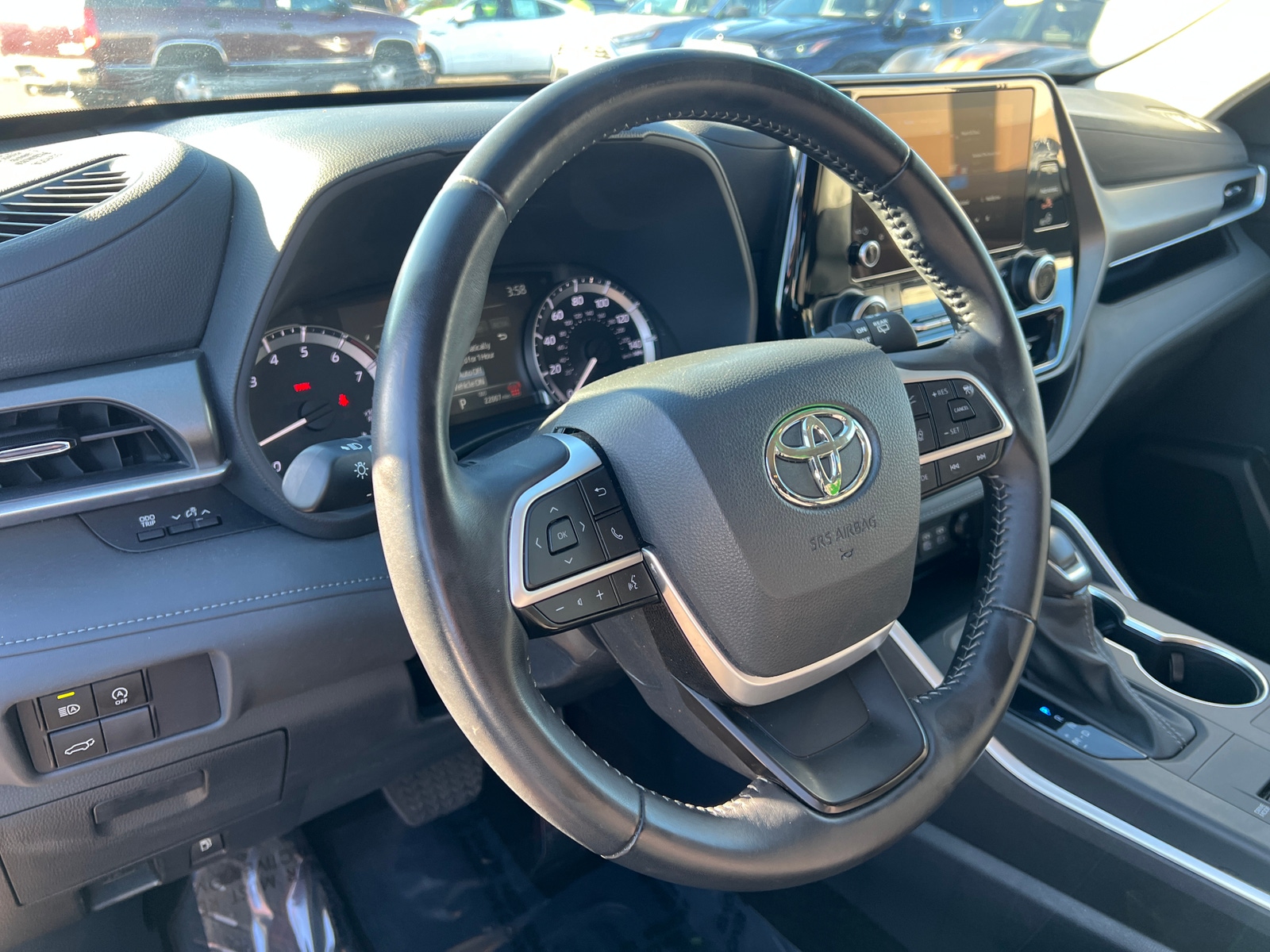 Thumbnail: 2025 Toyota Highlander - 5