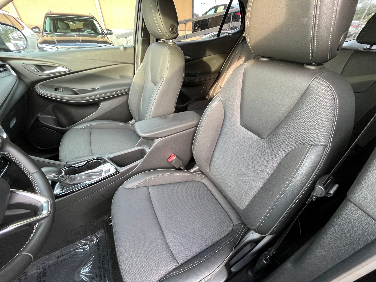 Thumbnail: 2025 Buick Encore GX - 2