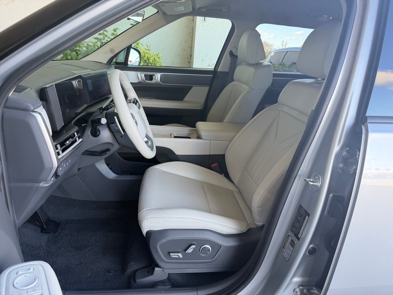 Thumbnail: 2025 Hyundai Santa Fe - 2