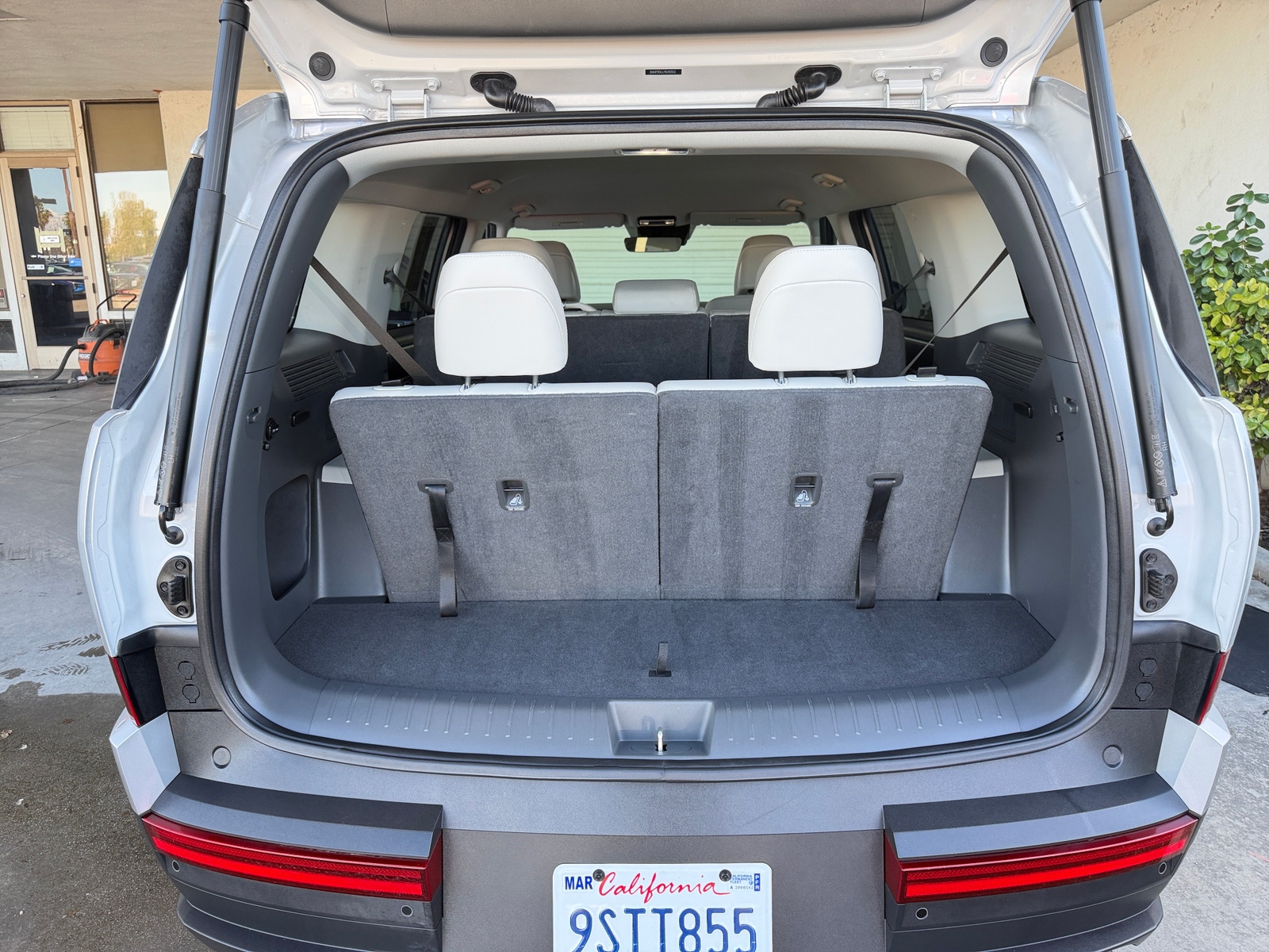 Thumbnail: 2025 Hyundai Santa Fe - 6