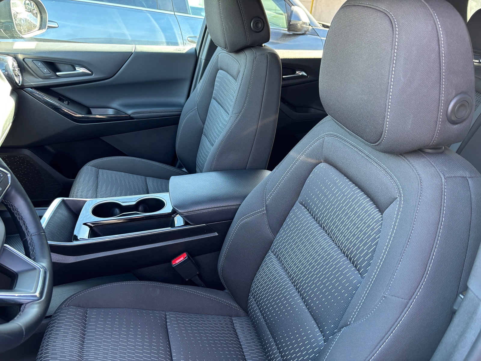 Thumbnail: 2025 Chevrolet Equinox - 2