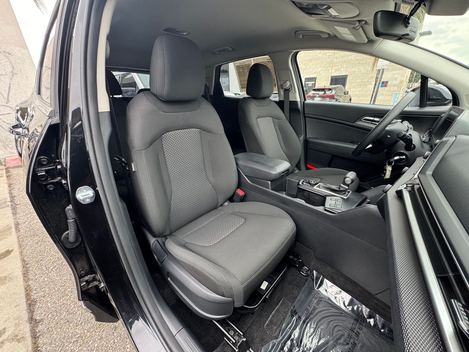 Thumbnail: 2025 Kia Sportage - 2