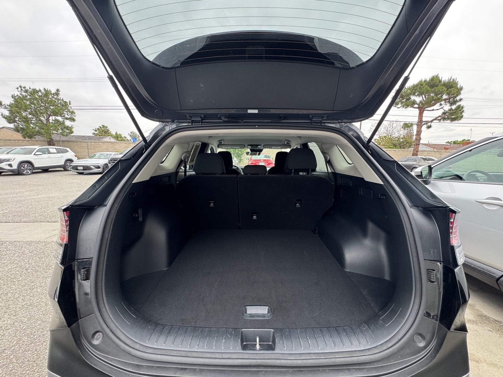 Thumbnail: 2025 Kia Sportage - 6