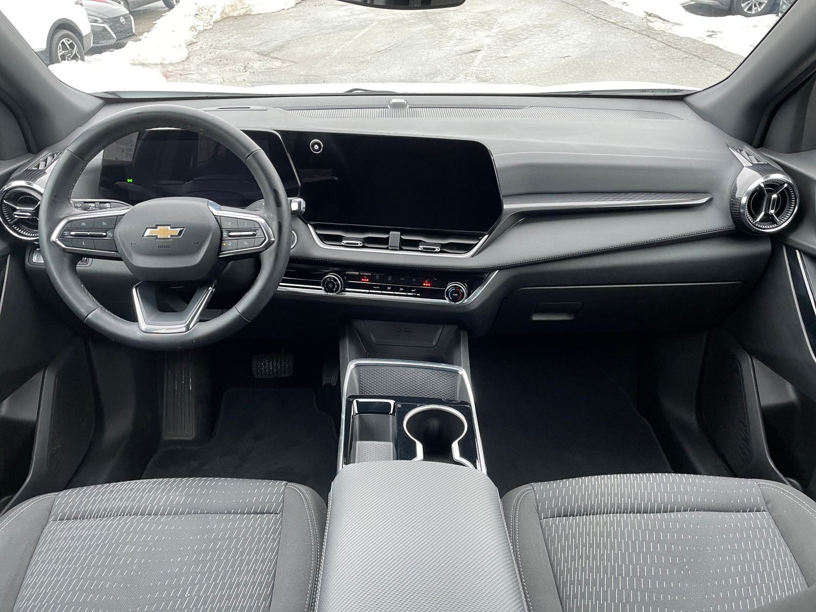 Thumbnail: 2025 Chevrolet Equinox - 3