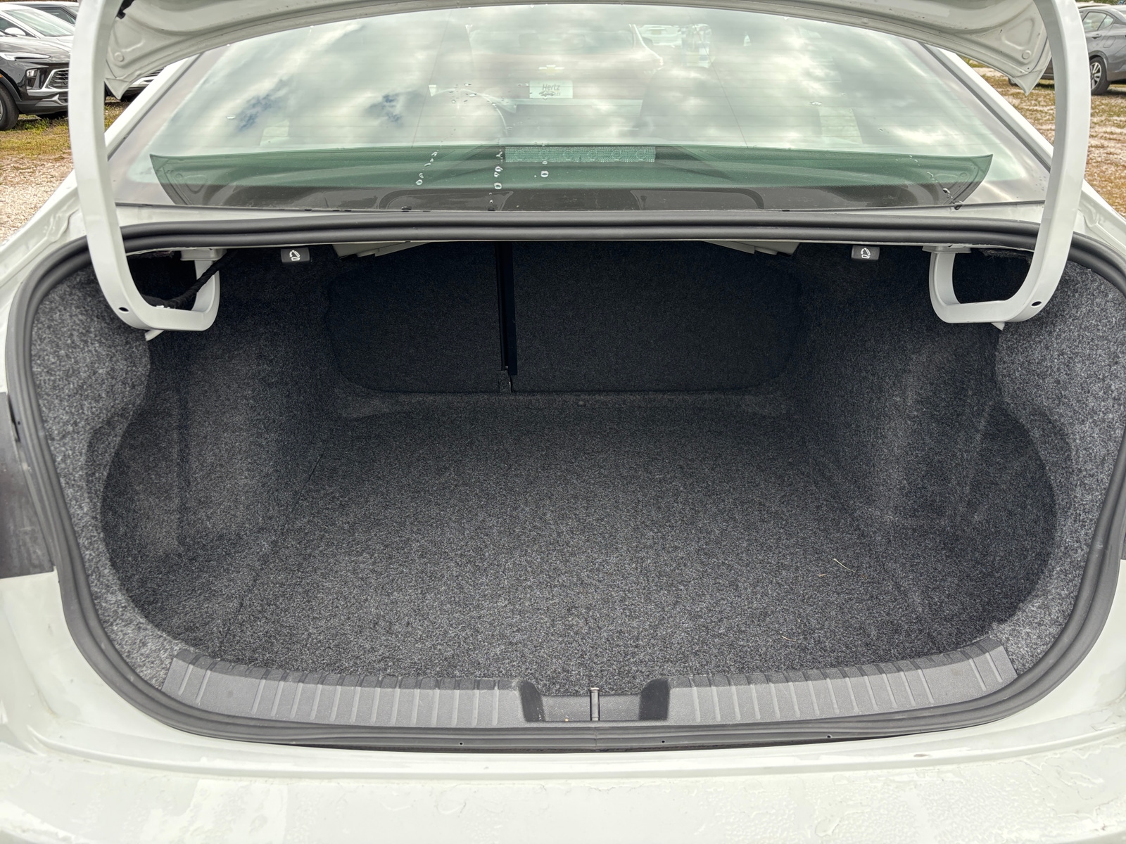 Thumbnail: 2025 Volkswagen Jetta - 6