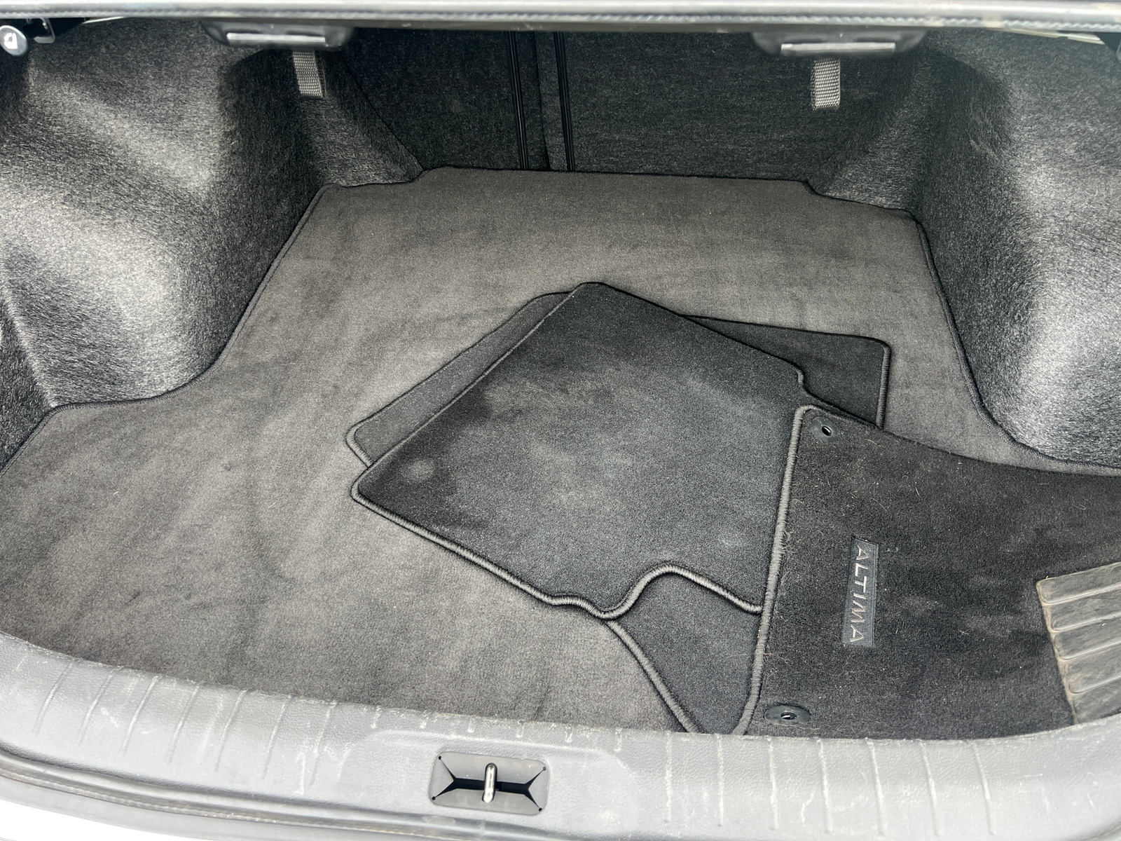 Thumbnail: 2025 Nissan Altima - 6