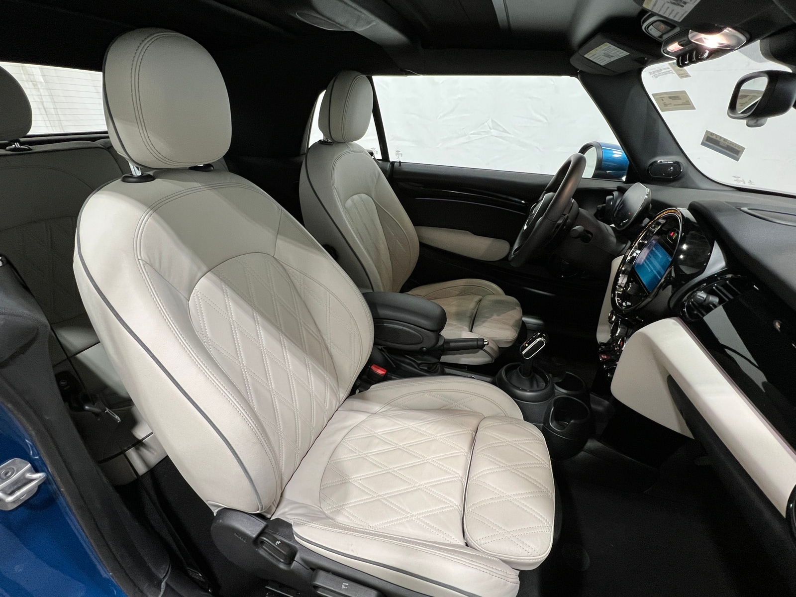 Thumbnail: 2023 MINI Cooper Convertible - 2