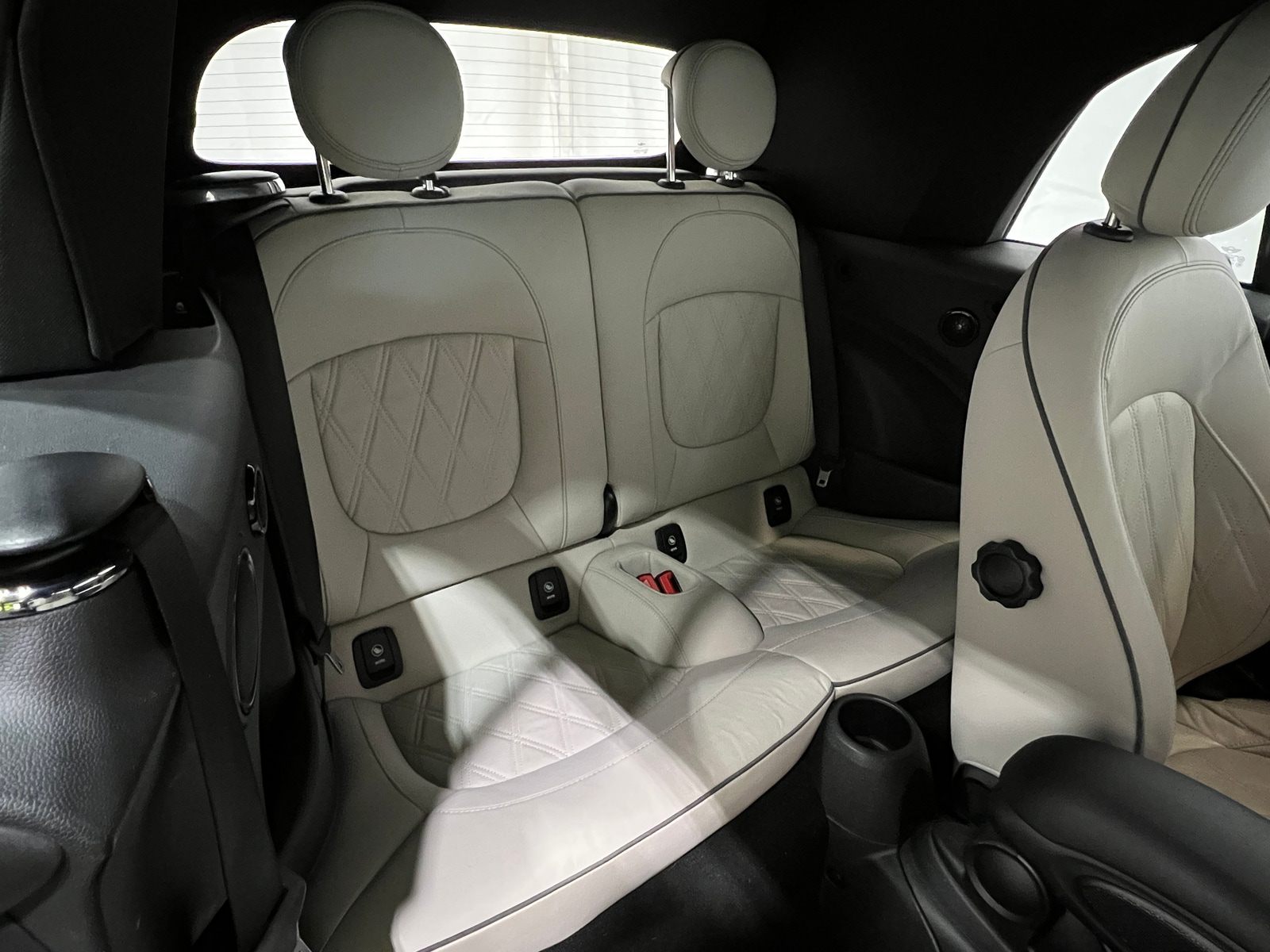 Thumbnail: 2023 MINI Cooper Convertible - 6