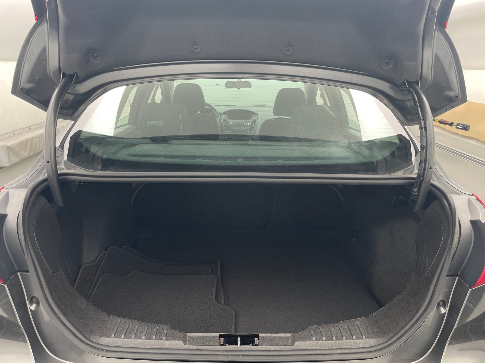 Thumbnail: 2016 Ford Focus - 7