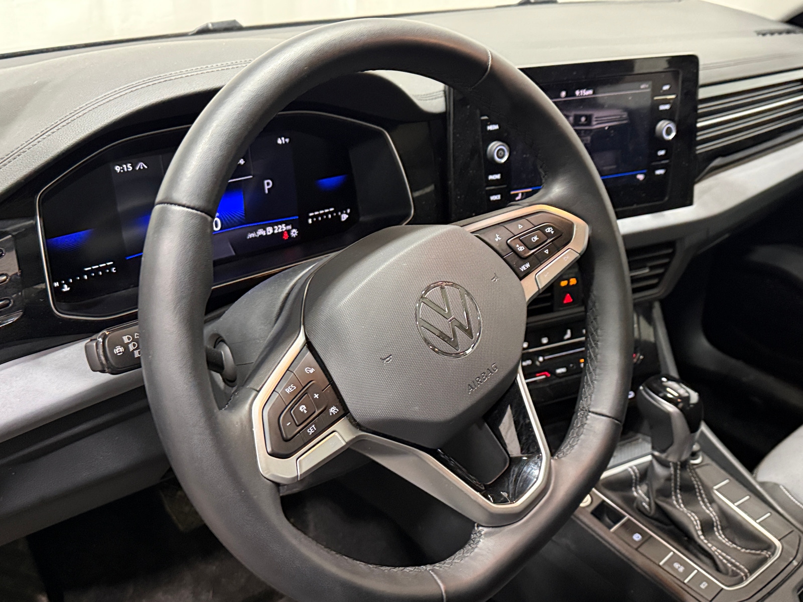 Thumbnail: 2025 Volkswagen Jetta - 4