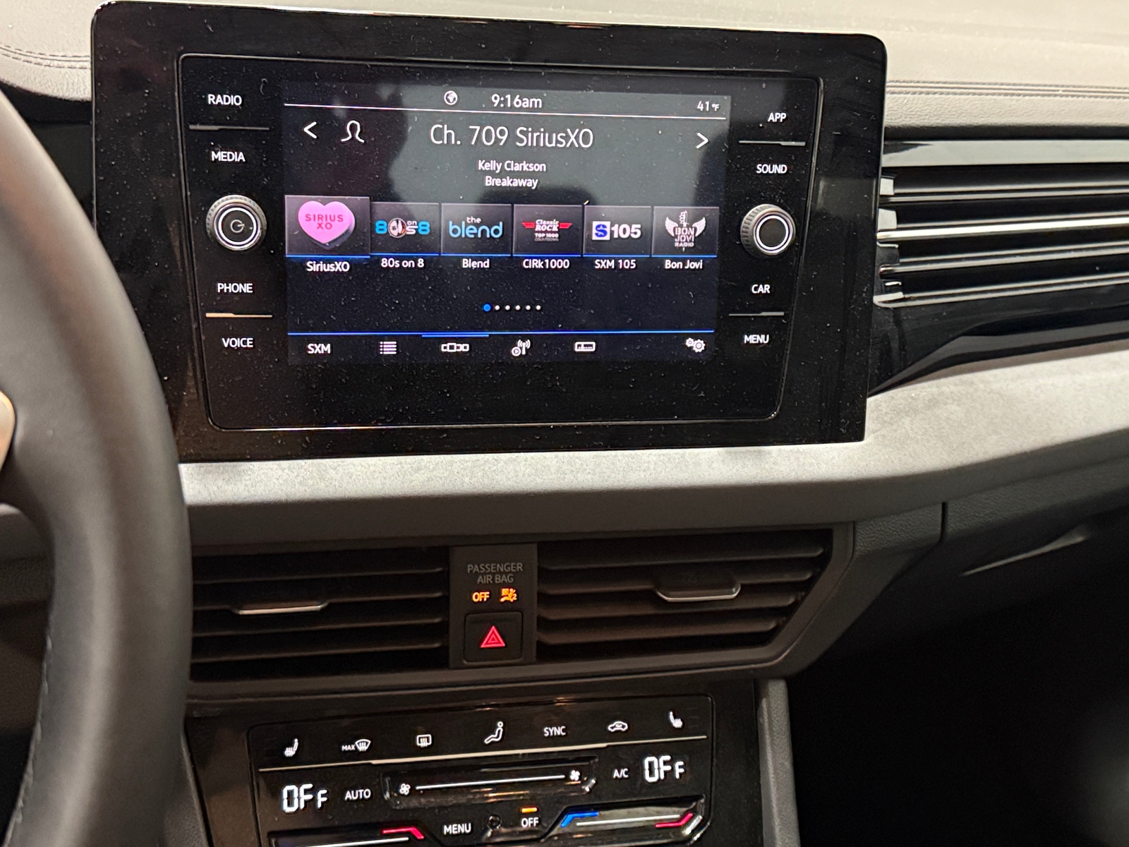 Thumbnail: 2025 Volkswagen Jetta - 3