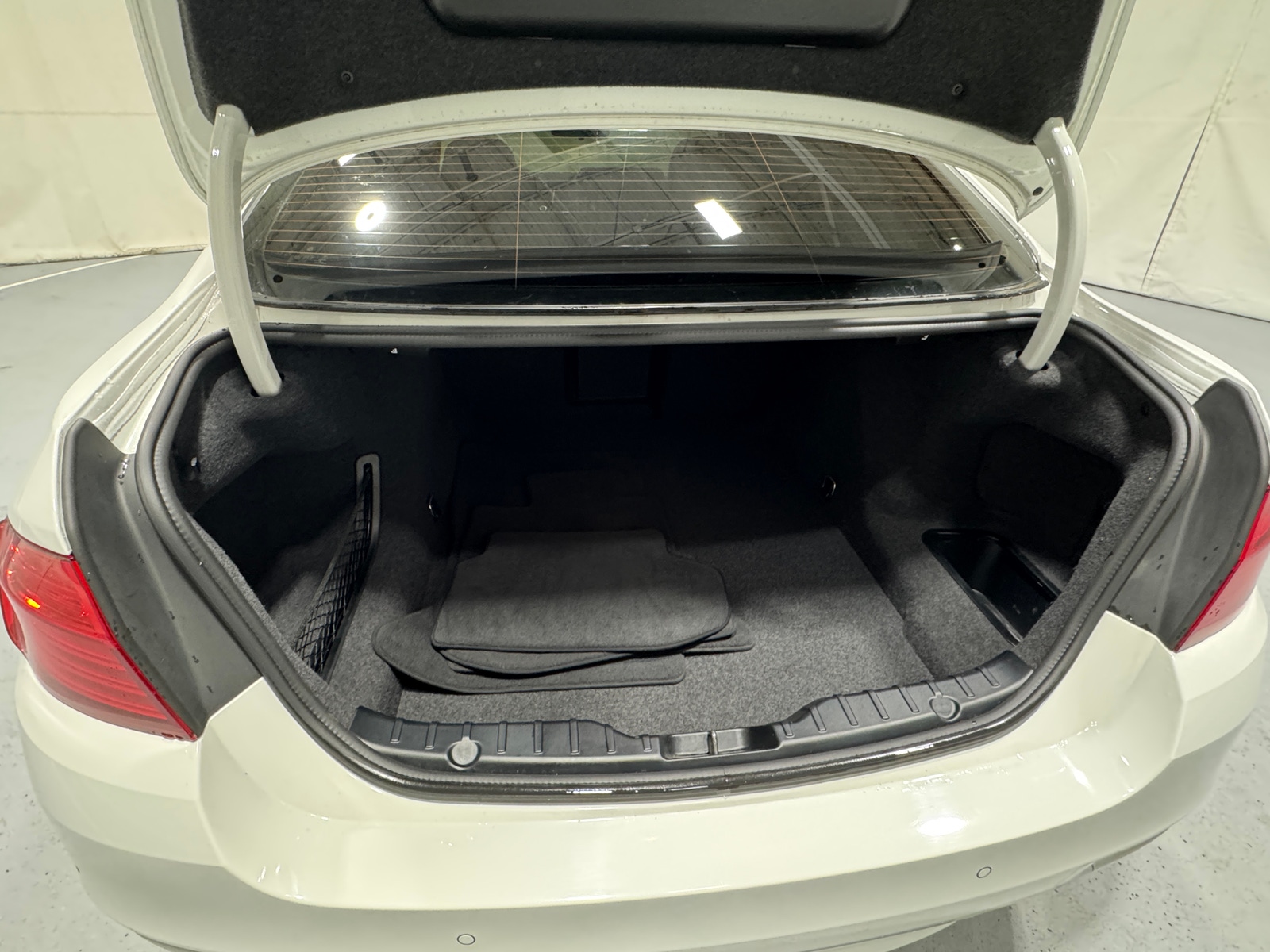 Thumbnail: 2015 BMW 5 Series - 6