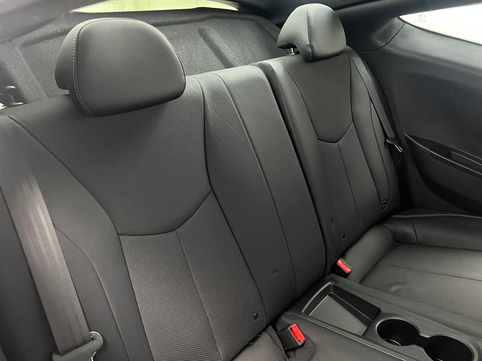 Thumbnail: 2016 Hyundai Veloster - 5