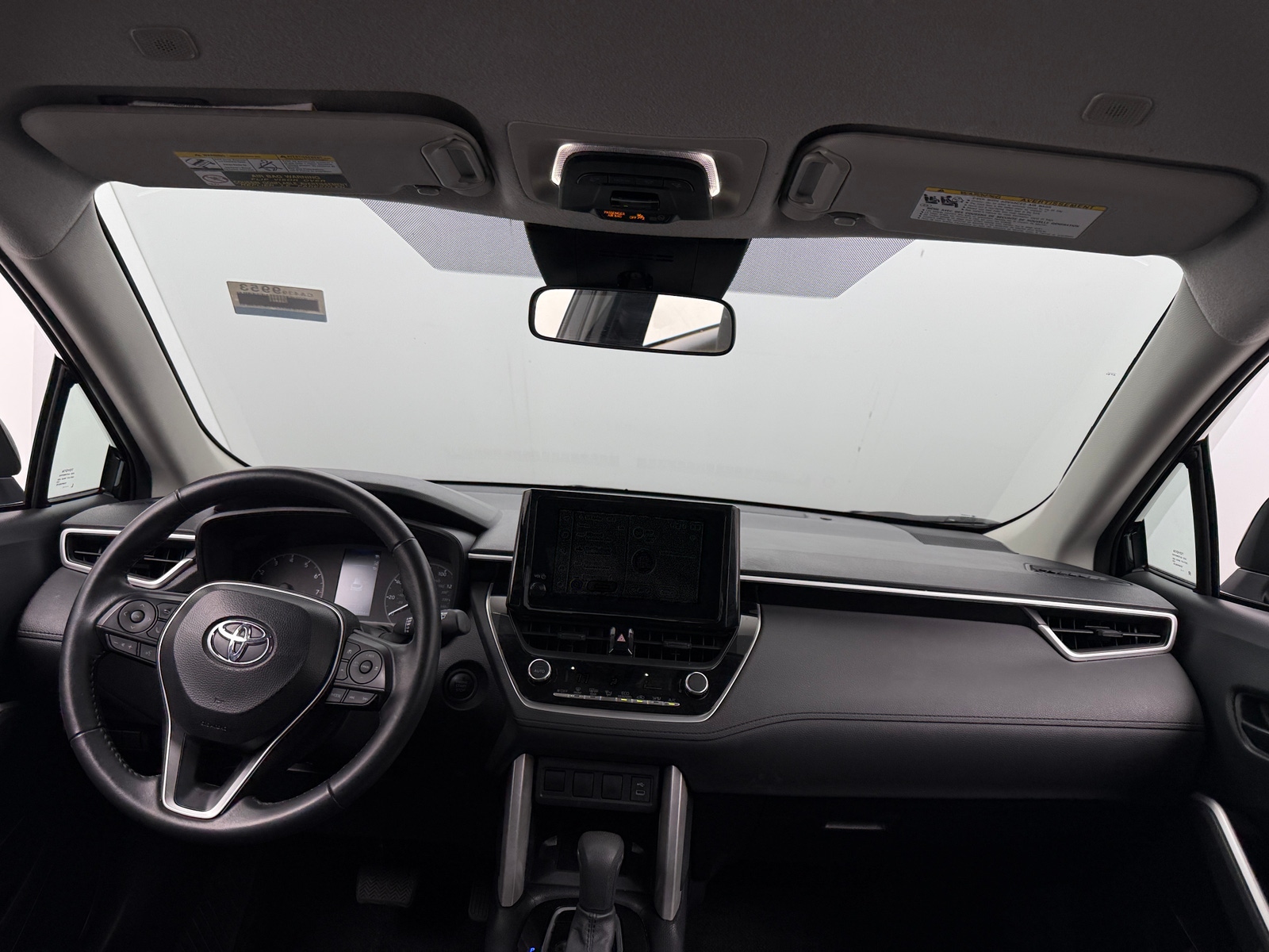 Thumbnail: 2025 Toyota Corolla Cross - 3