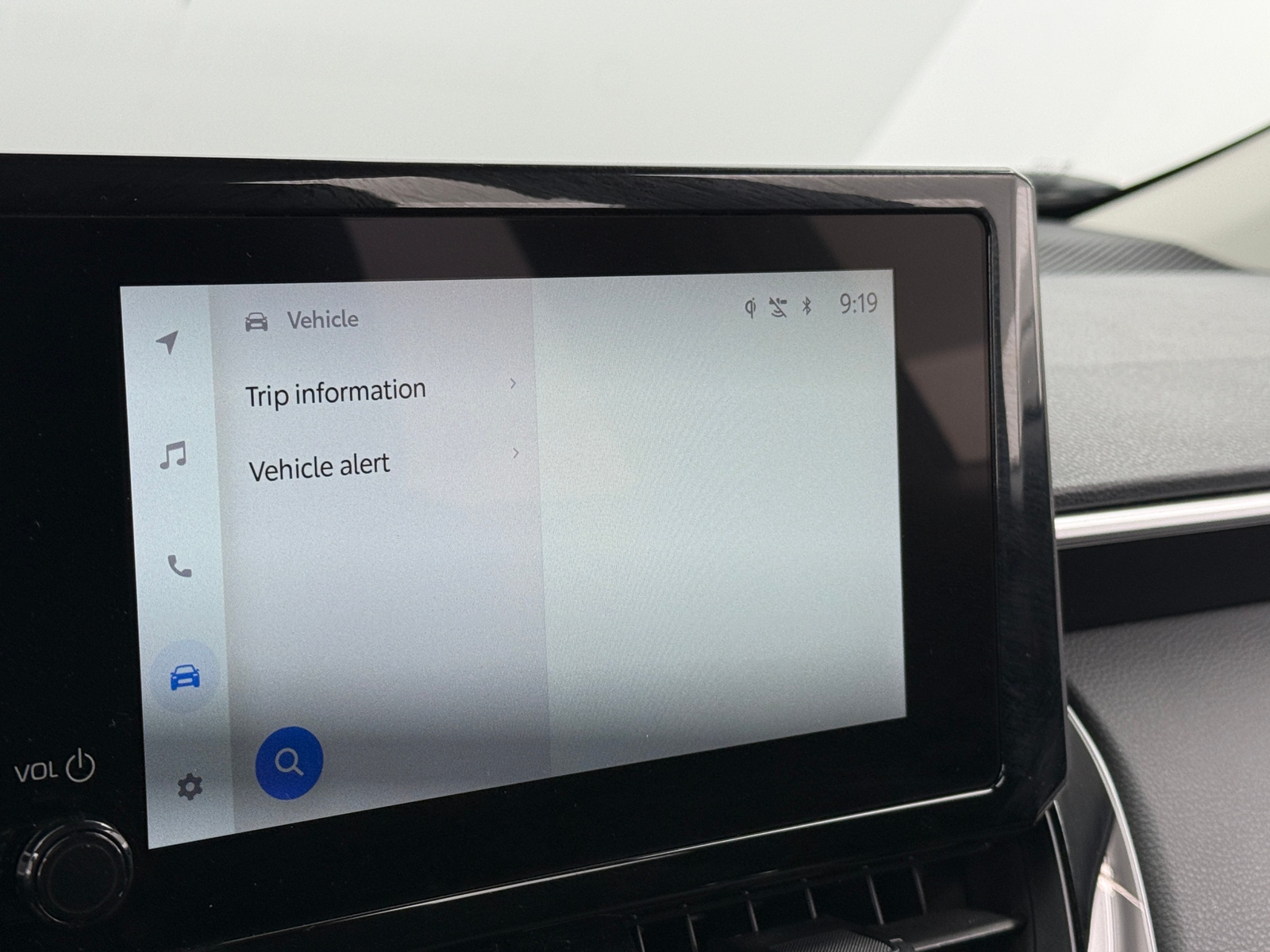 Thumbnail: 2025 Toyota Corolla Cross - 4