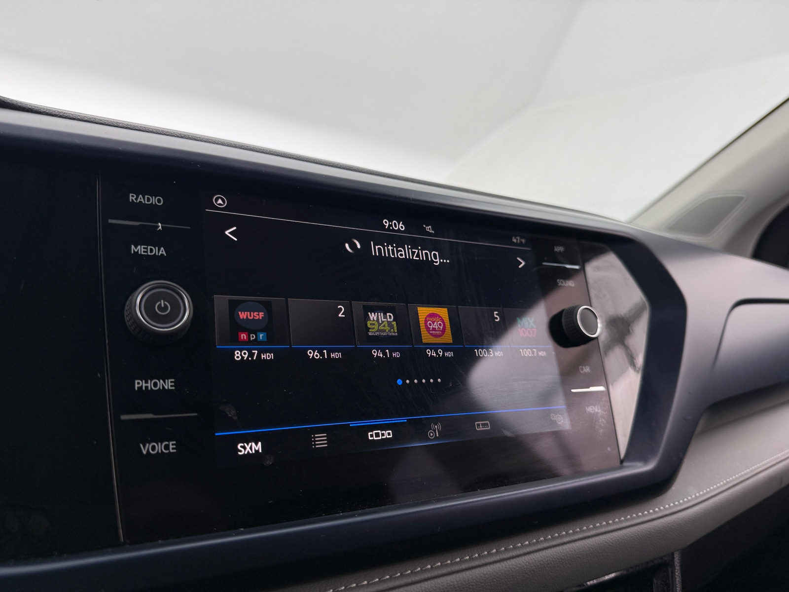 Thumbnail: 2024 Volkswagen Taos - 3