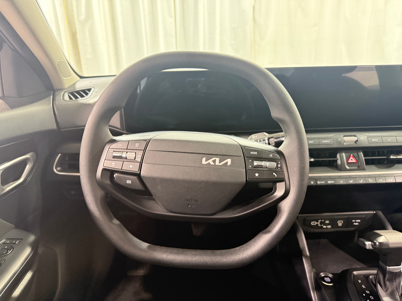 Thumbnail: 2025 Kia K4 - 5