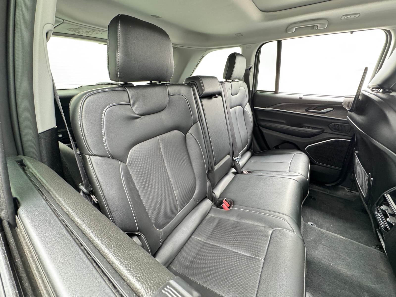 Thumbnail: 2024 Jeep Grand Cherokee - 5