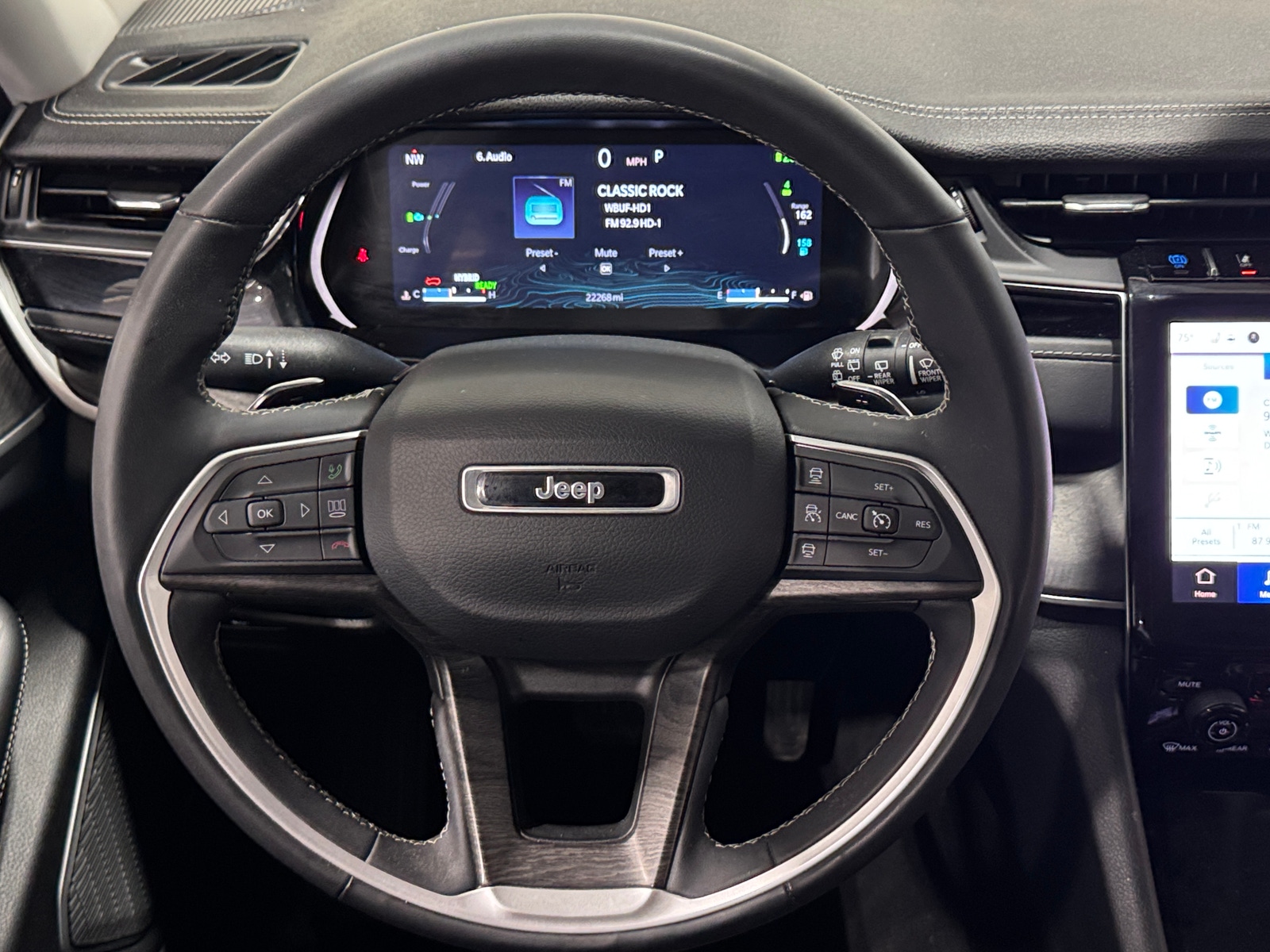 Thumbnail: 2024 Jeep Grand Cherokee - 4