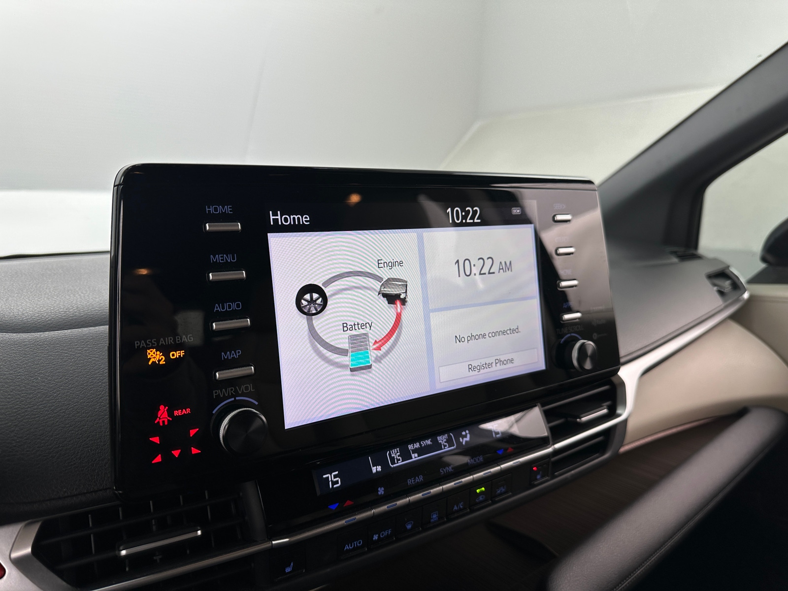 Thumbnail: 2021 Toyota Sienna - 3