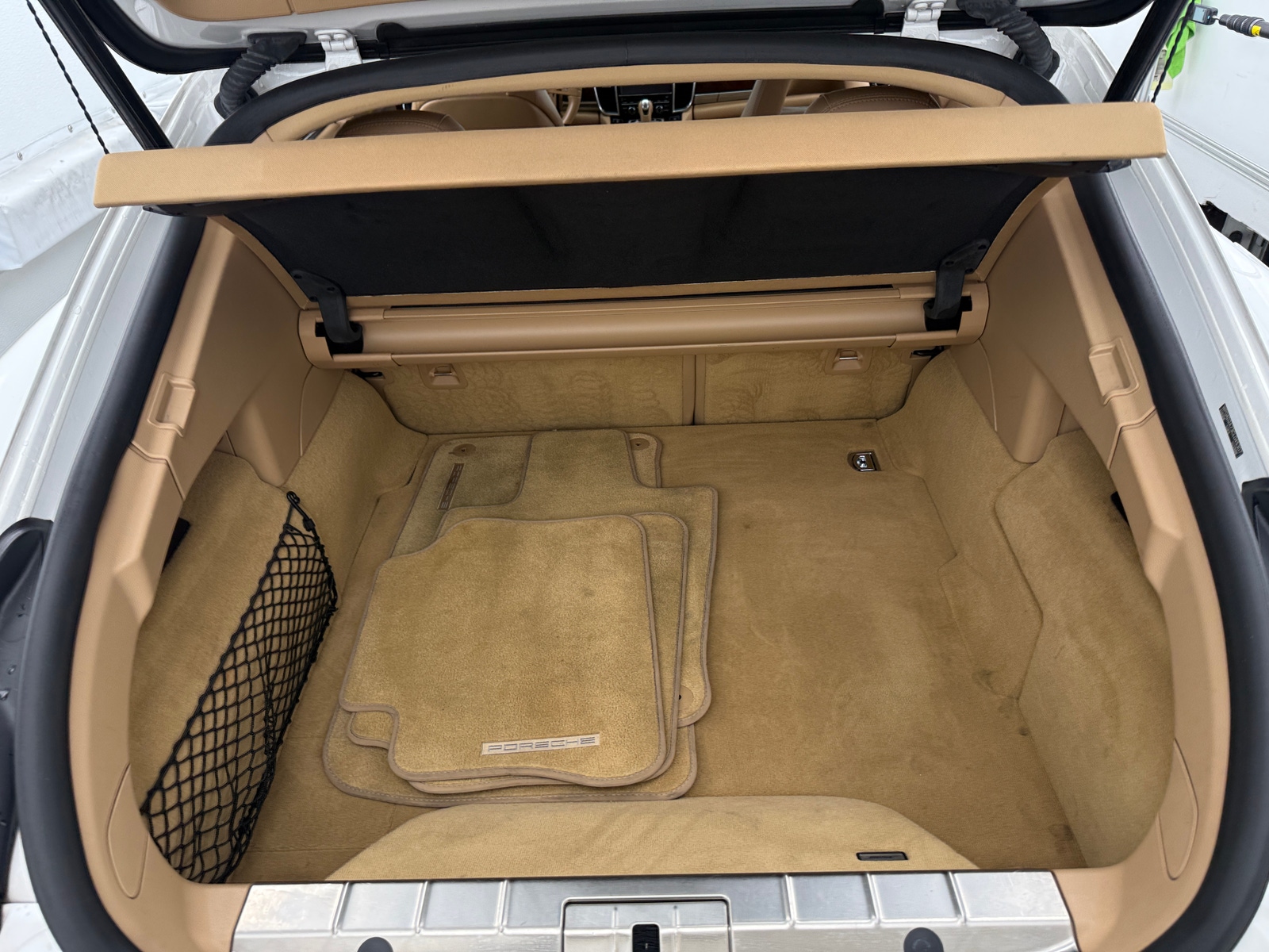 Thumbnail: 2012 Porsche Panamera - 6