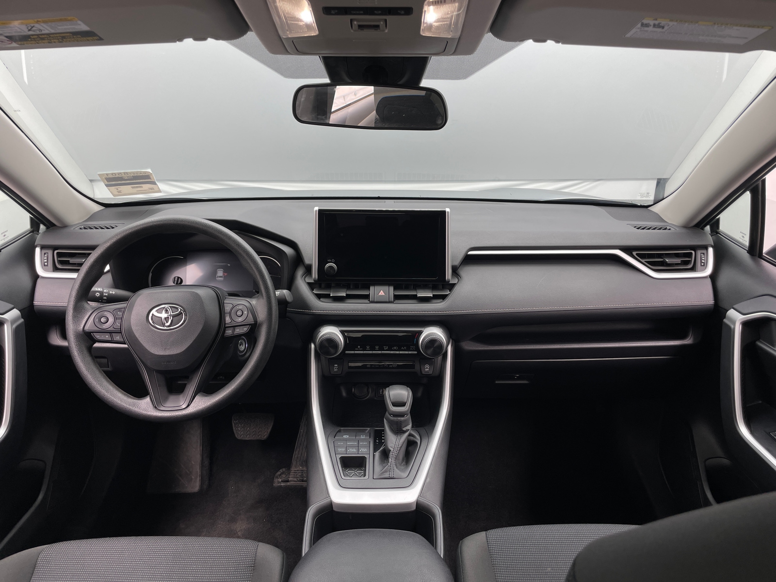 Thumbnail: 2025 Toyota RAV4 - 3