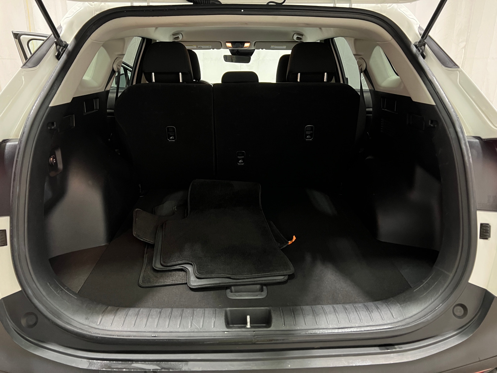 Thumbnail: 2024 Kia Sportage - 7