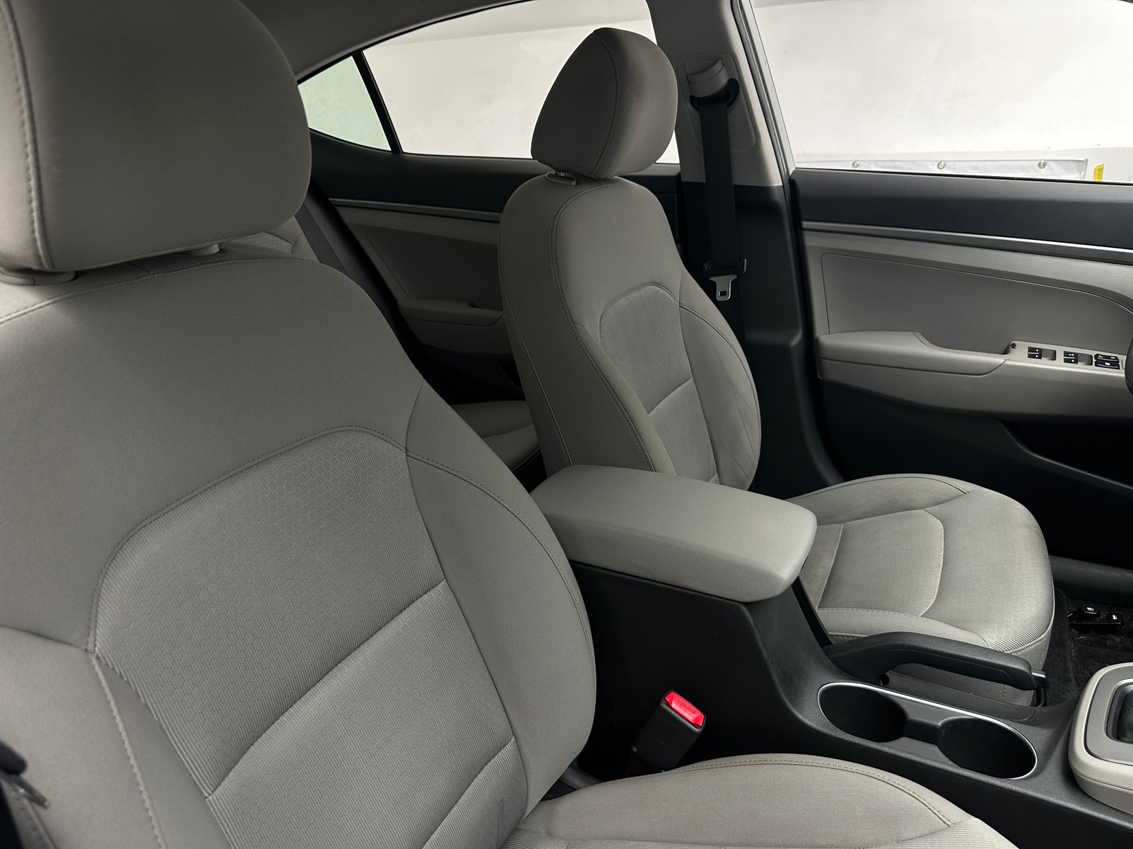 Thumbnail: 2017 Hyundai Elantra - 2