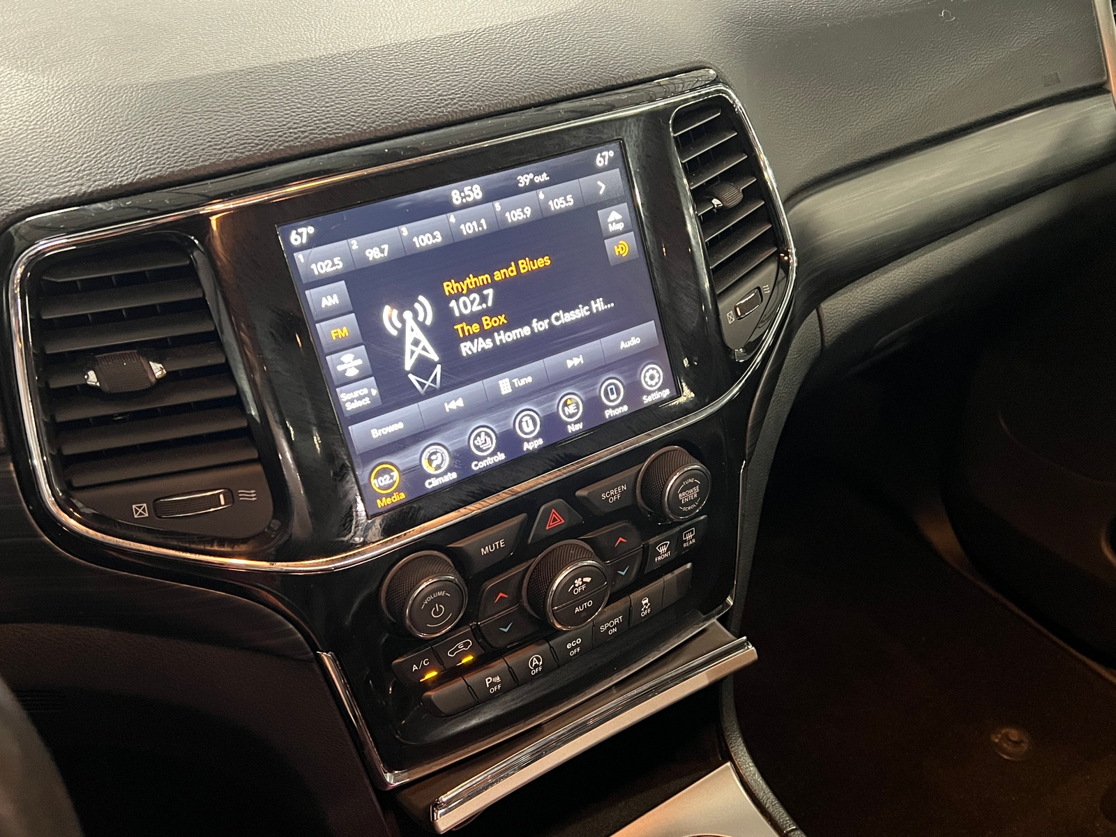 Thumbnail: 2021 Jeep Grand Cherokee - 4