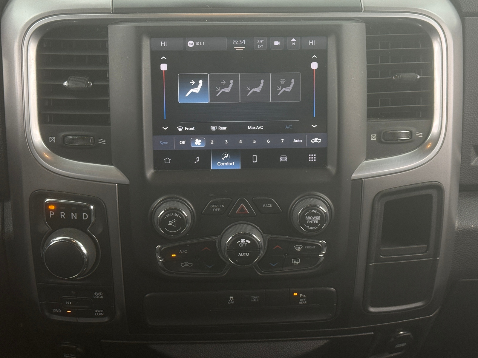 Thumbnail: 2022 RAM 1500 Classic - 4