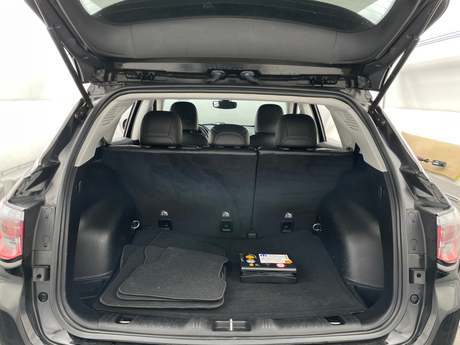 Thumbnail: 2019 Jeep Compass - 6