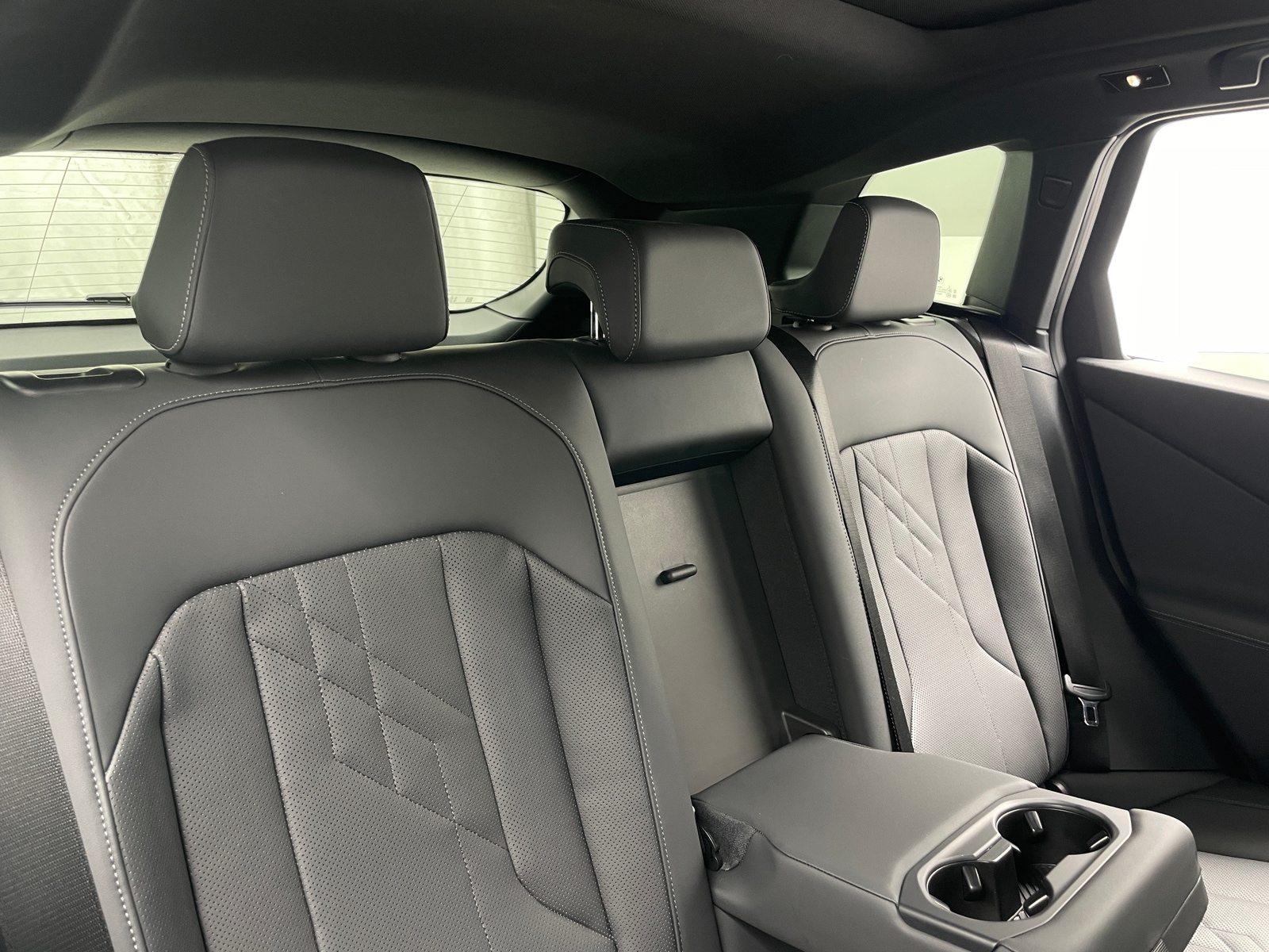 Thumbnail: 2025 BMW X3 - 6