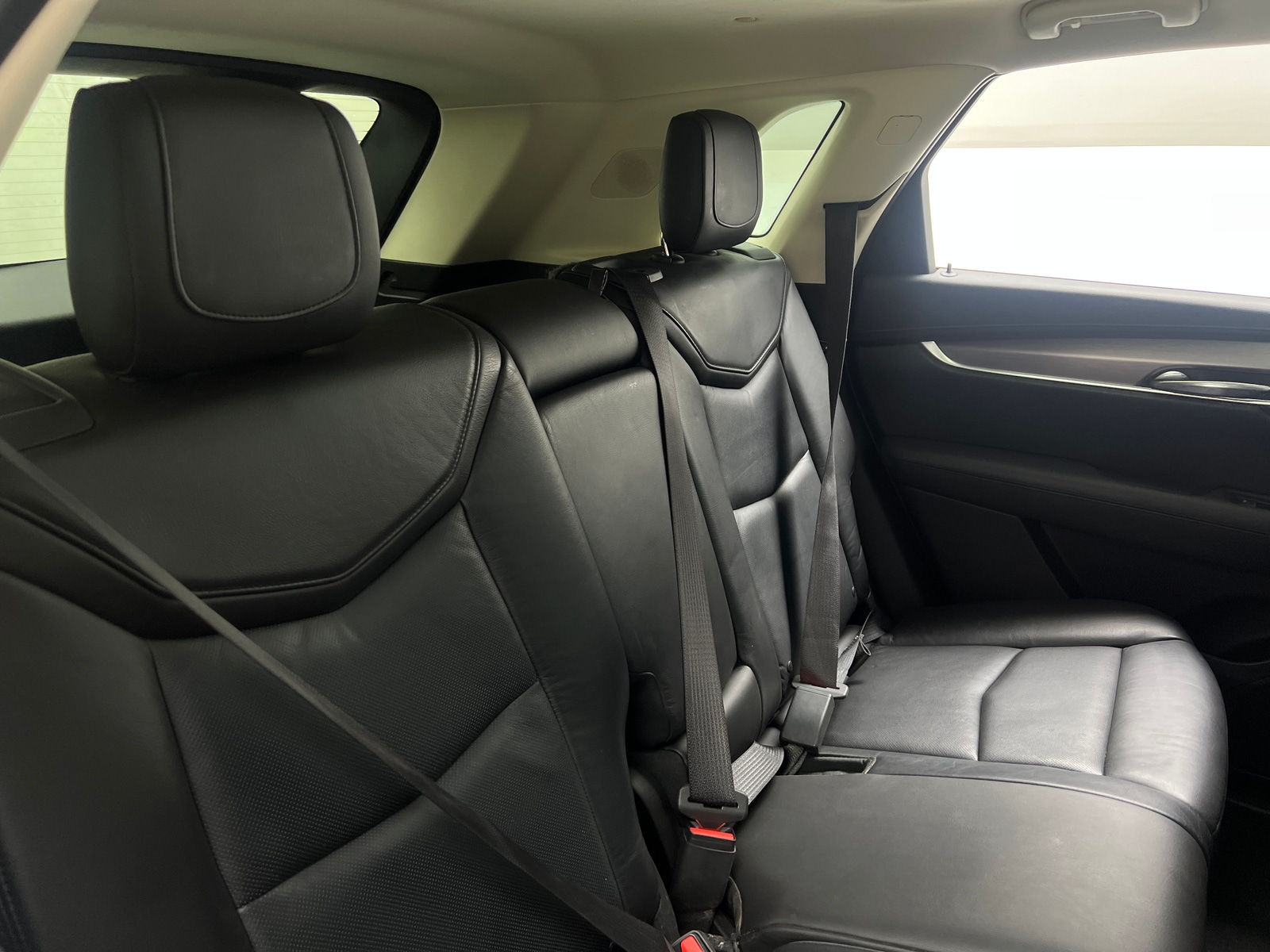 Thumbnail: 2017 Cadillac XT5 - 5