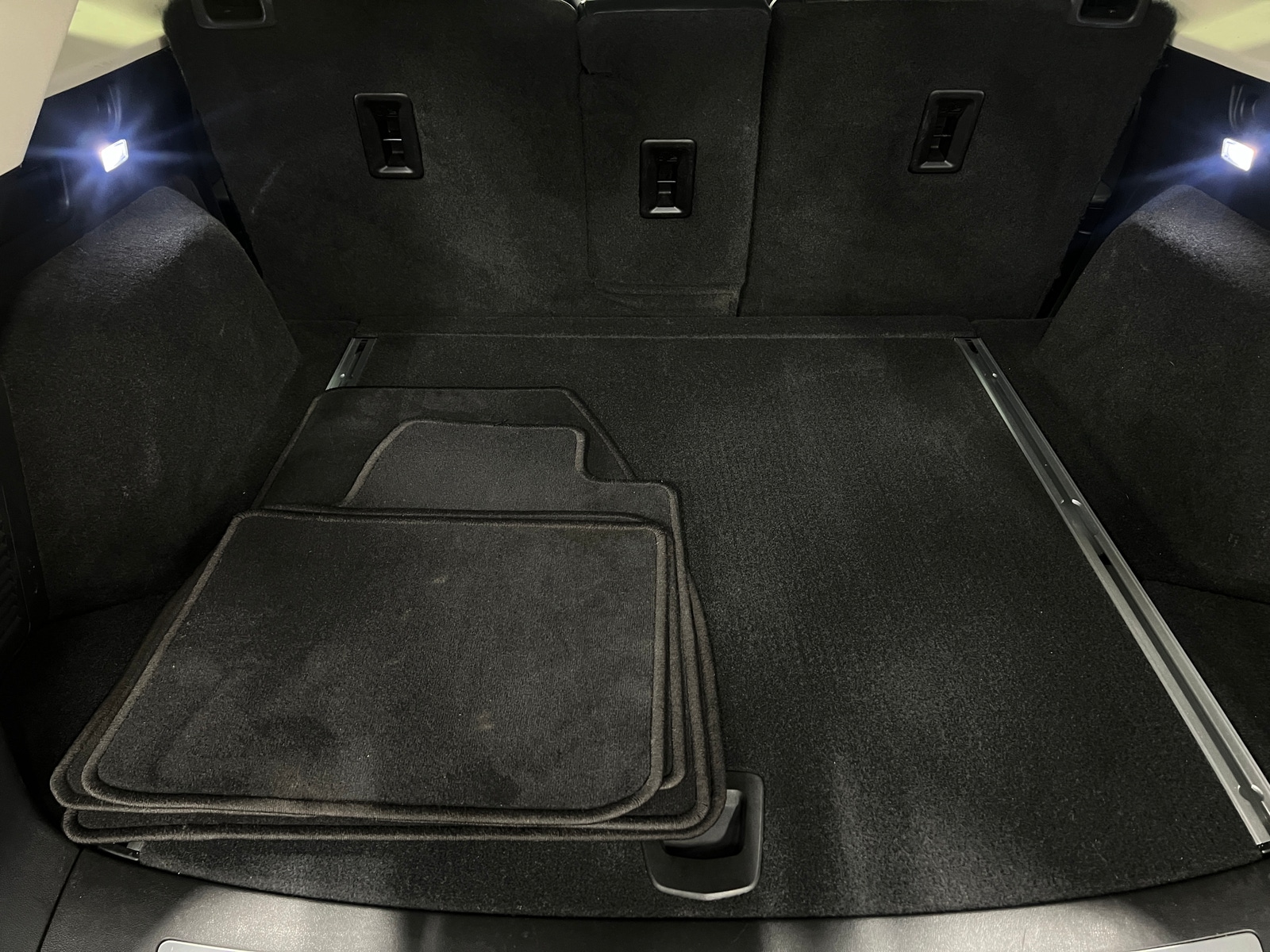 Thumbnail: 2017 Cadillac XT5 - 6