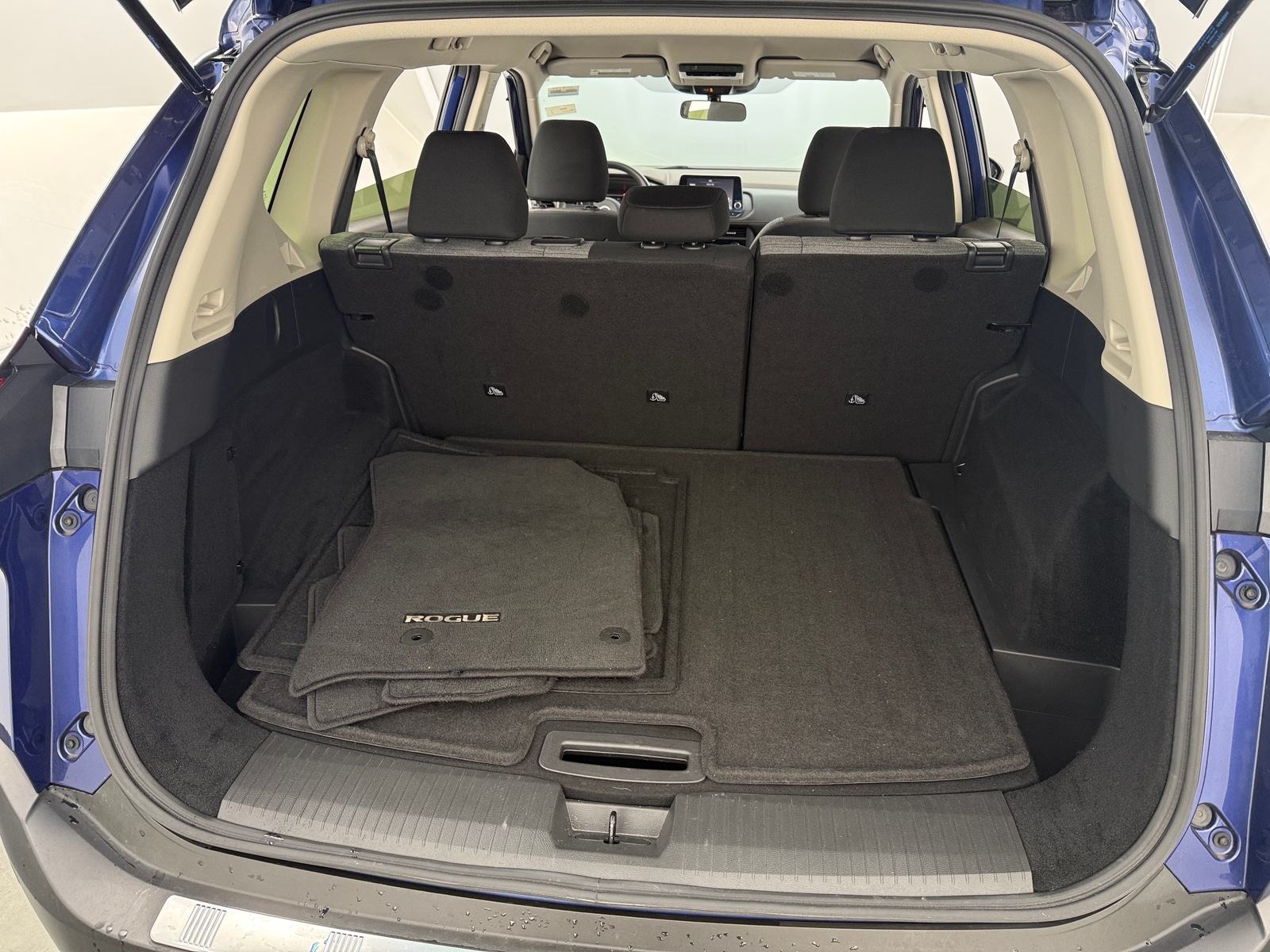 Thumbnail: 2023 Nissan Rogue - 7