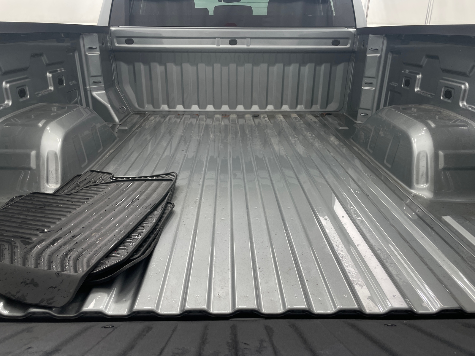 Thumbnail: 2025 Chevrolet Silverado 1500 - 7