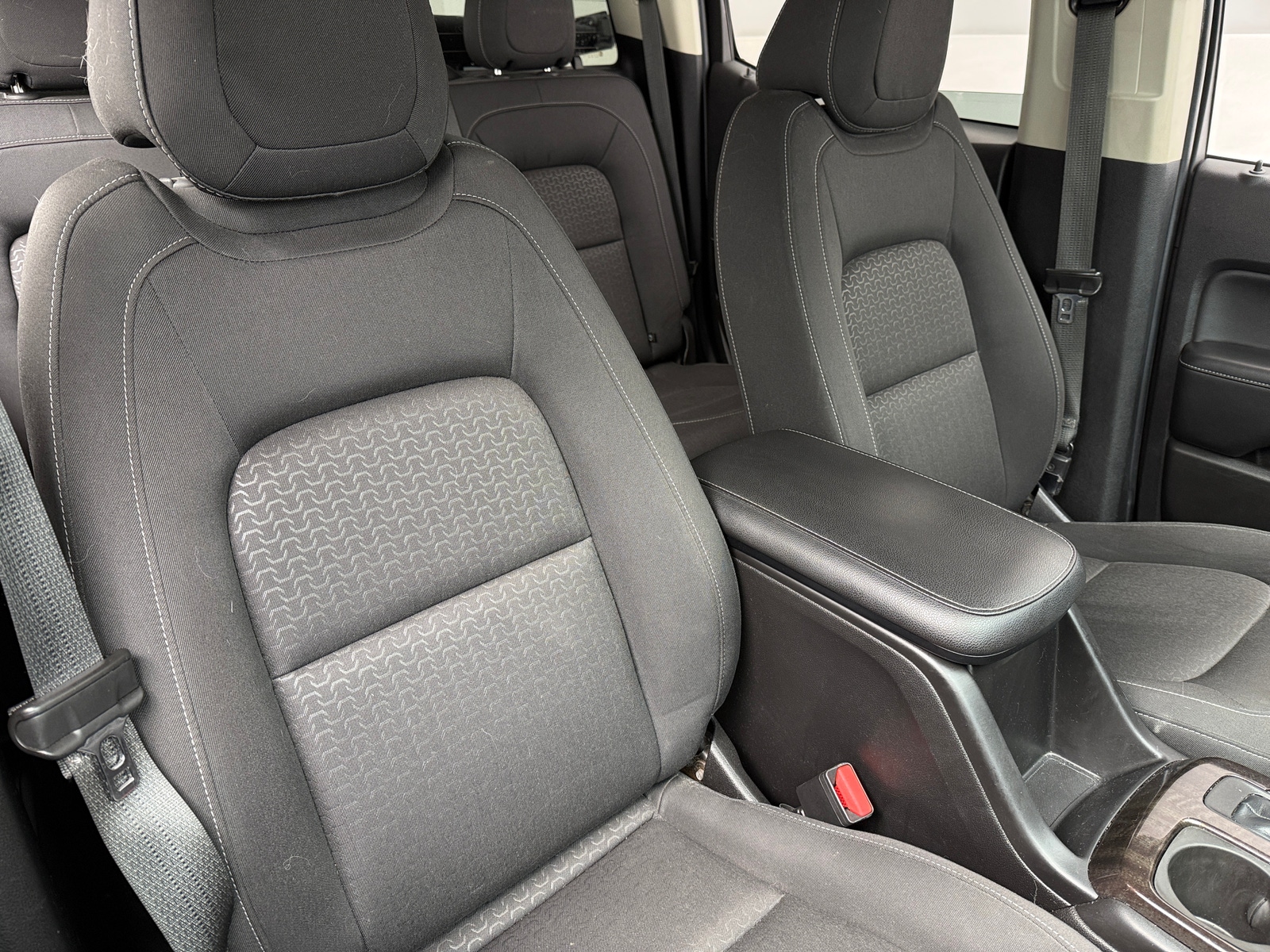 Thumbnail: 2017 GMC Canyon - 2