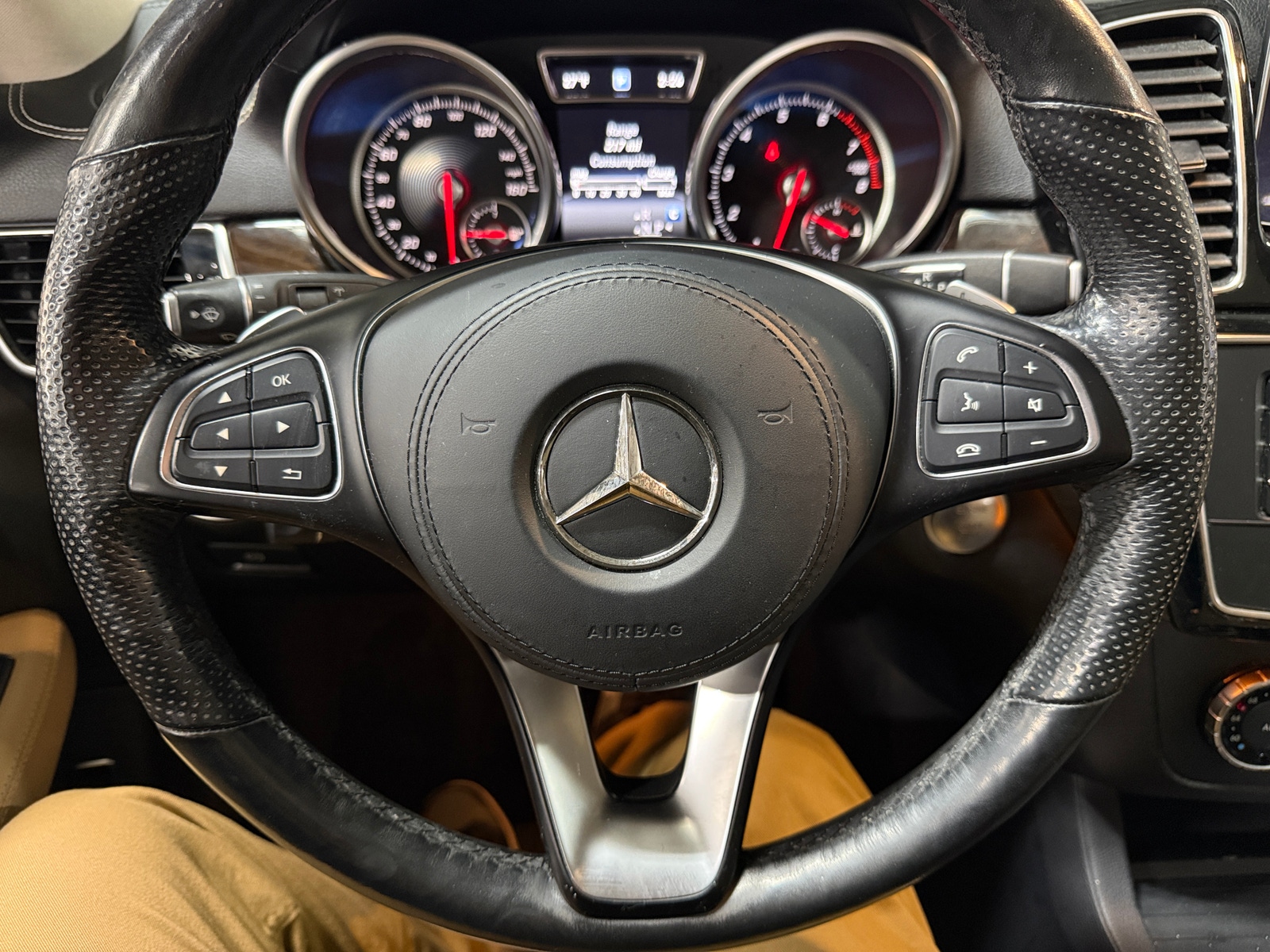 Thumbnail: 2018 Mercedes-Benz GLS - 4