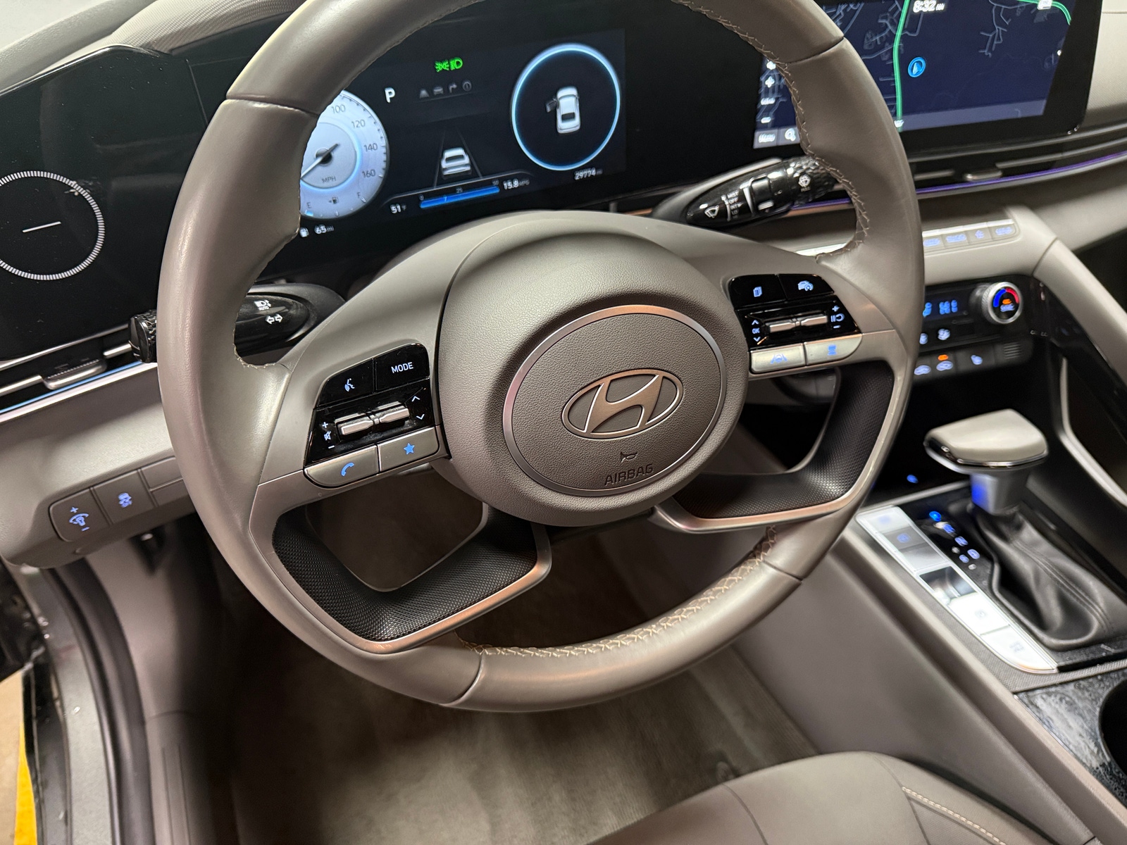 Thumbnail: 2025 Hyundai Elantra - 5