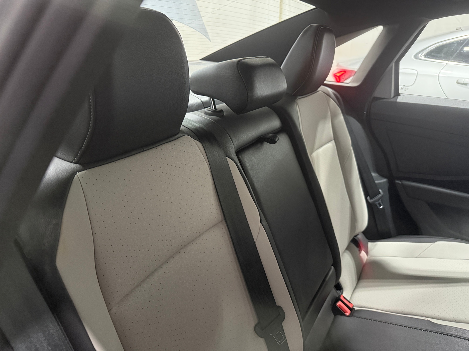 Thumbnail: 2019 Volkswagen Jetta - 5